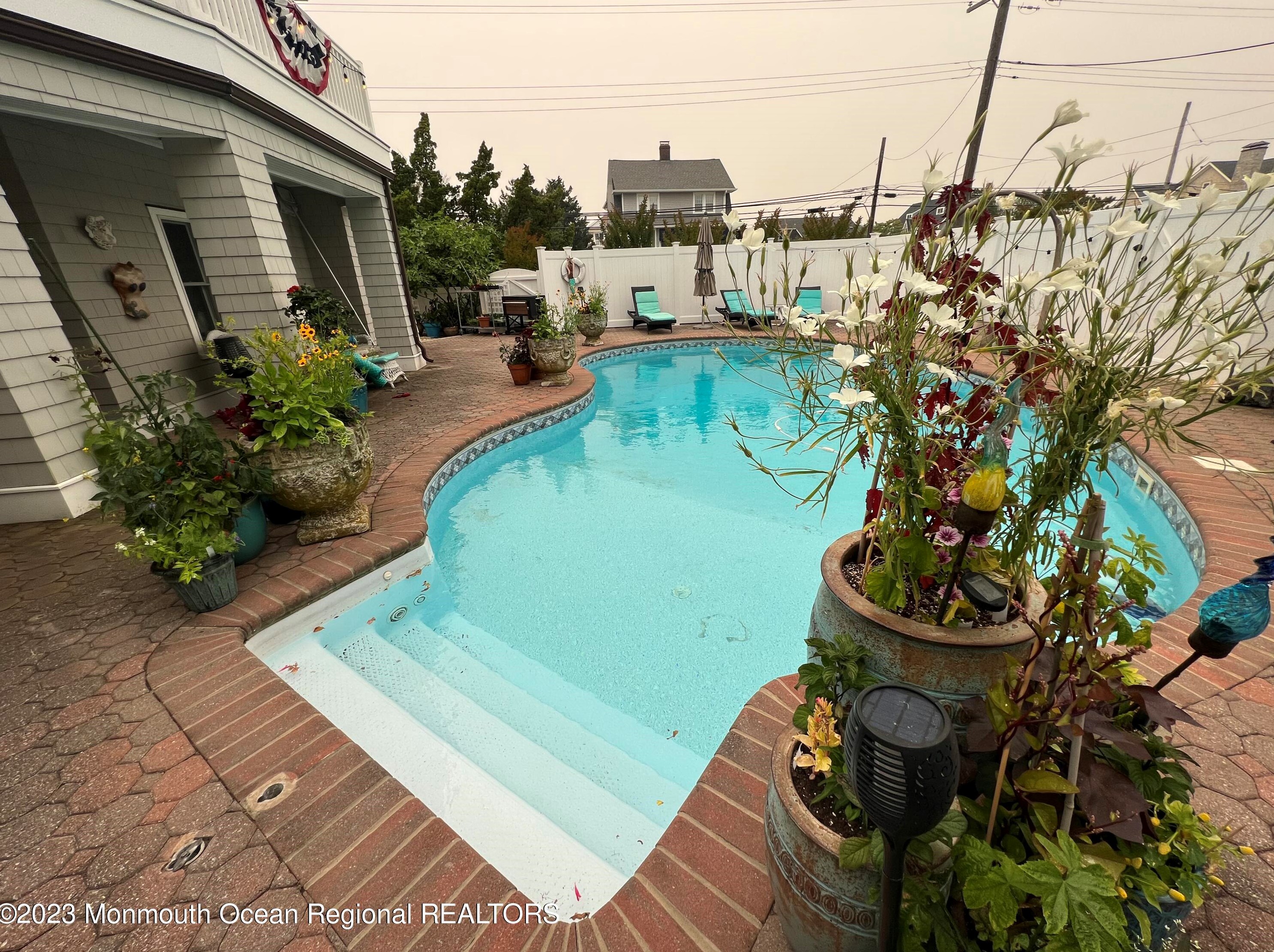 106 Mathis Pl, Mantoloking, NJ 08738