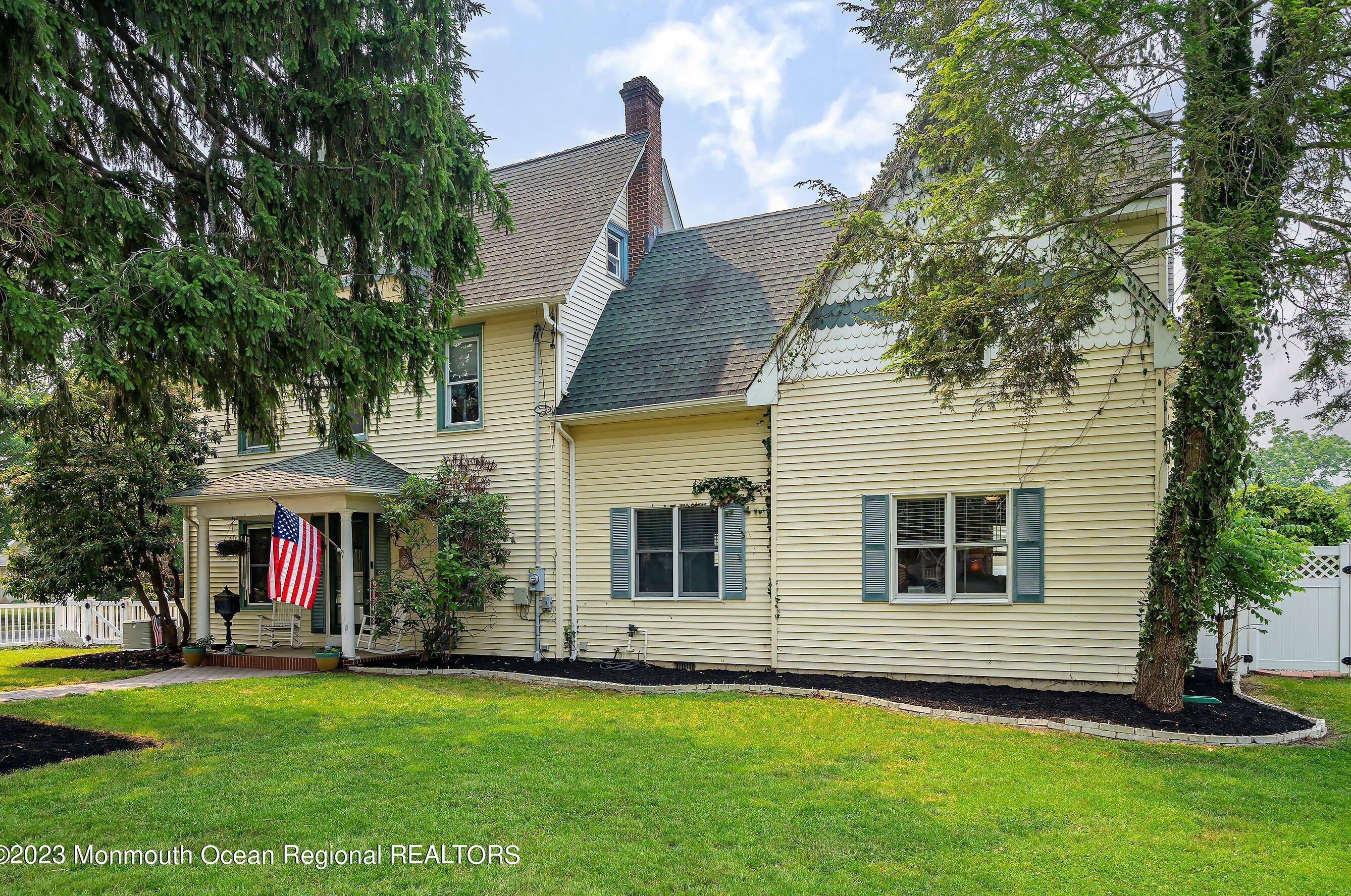 47 Seward Ave, Toms River, NJ 08753