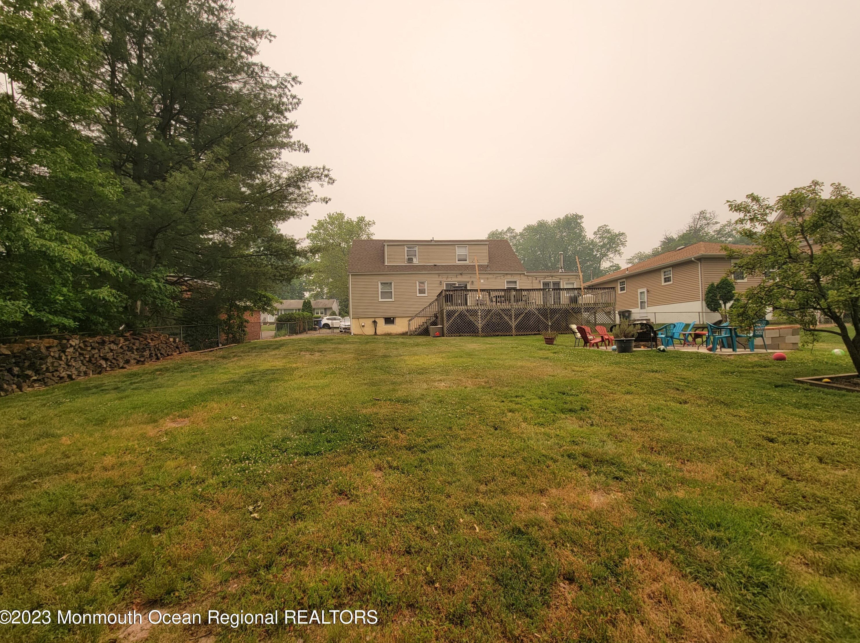 100 Oxford Rd, Colonia, NJ 07067