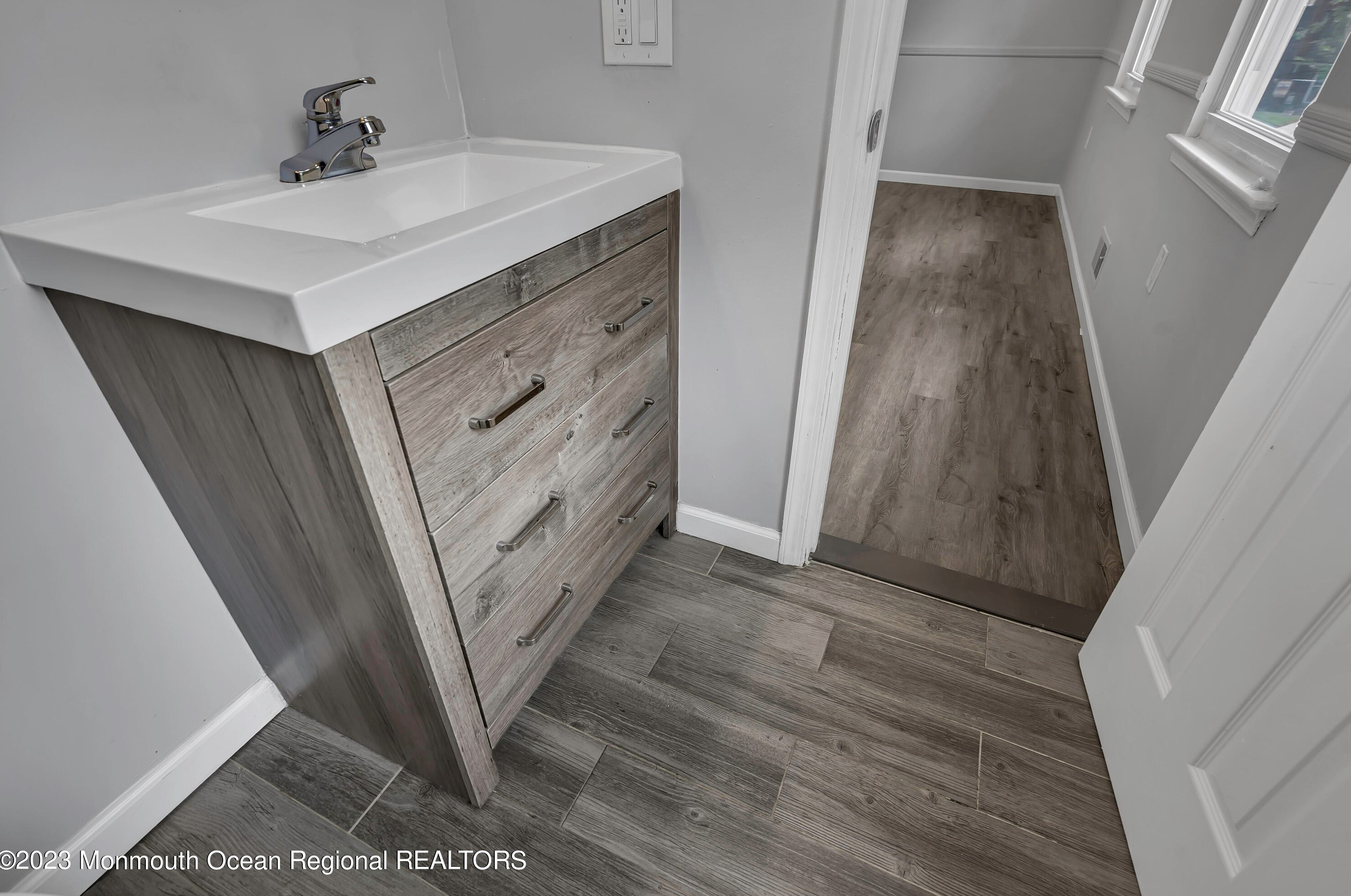 107 Lavenham Ct, Toms River NJ  08755-3242 exterior