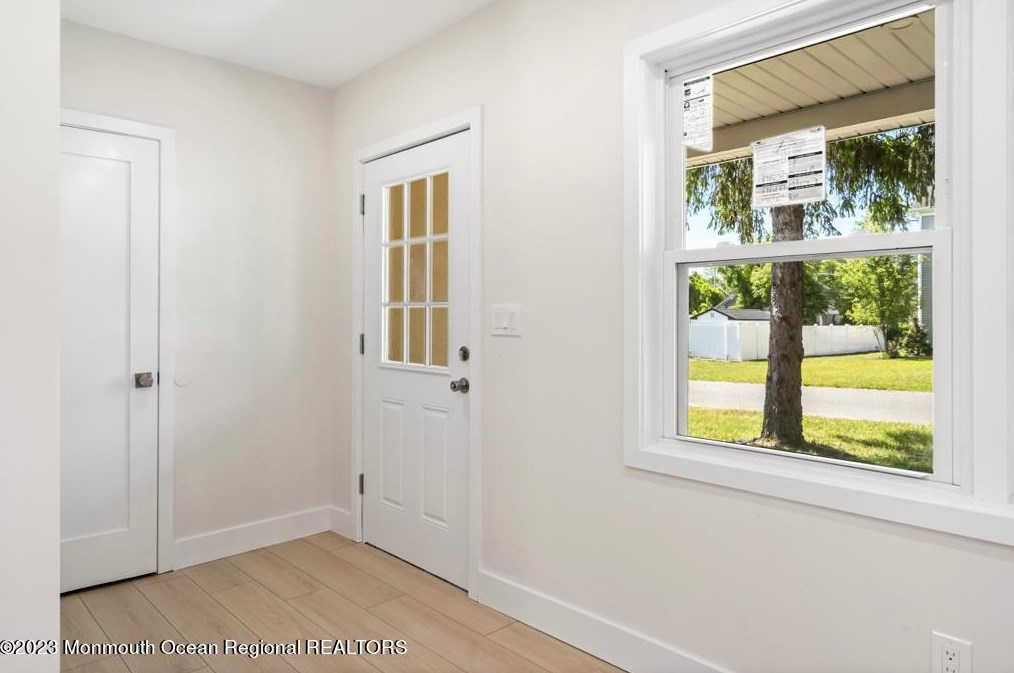 189 3rd Ave, Toms River, NJ 08757