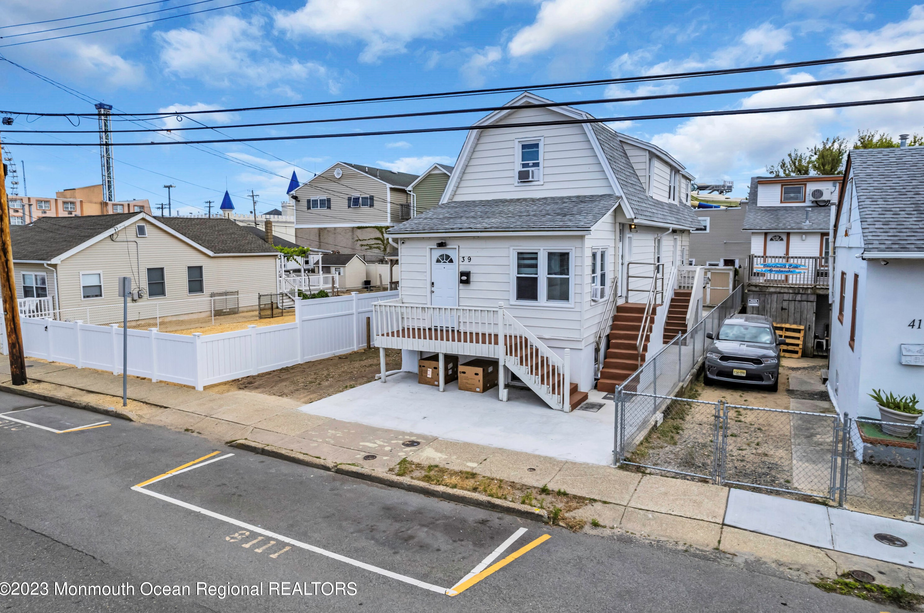39 Sheridan Ave, Pelican Island, NJ 08751