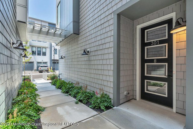 301 Cookman Ave #8, Tinton Falls, NJ 07712