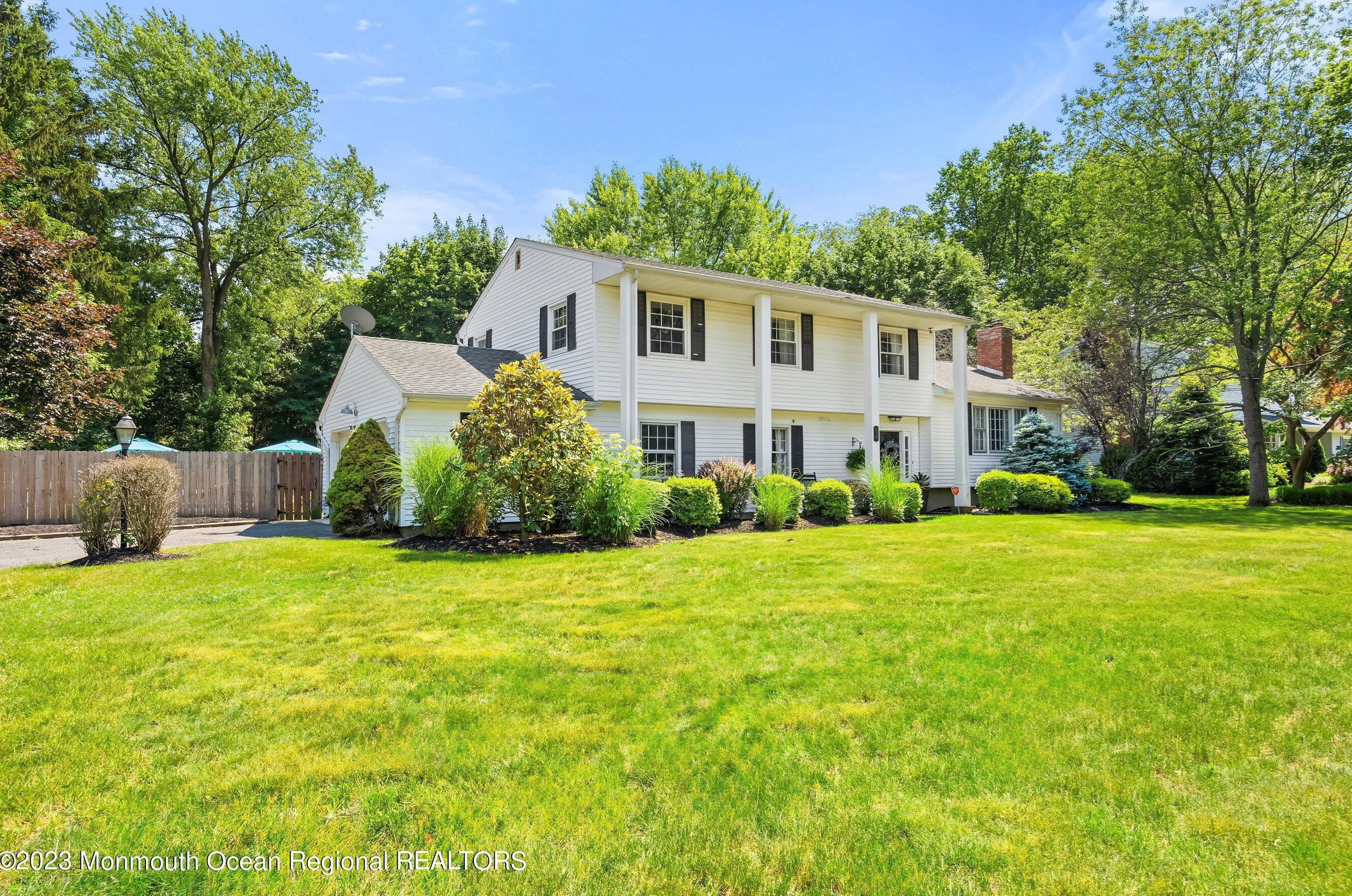 86 Heights Terrace, Middletown, NJ 07748