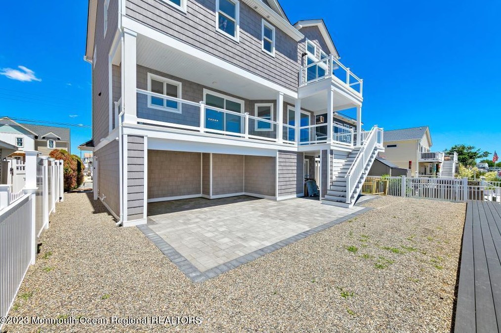 92 Gregg Dr, Cedar Bonnet Island, NJ 08050