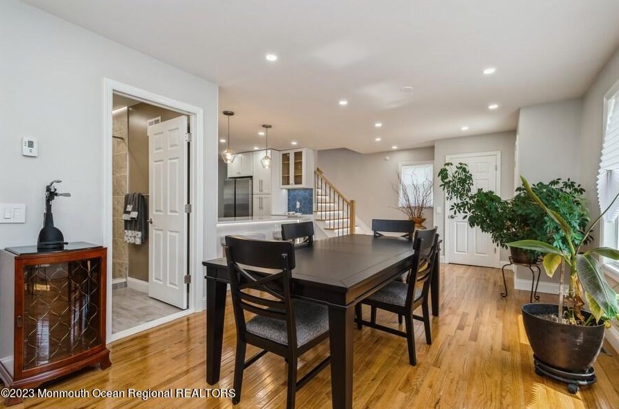 44 Amboy Rd, Matawan NJ  07747-6814 exterior