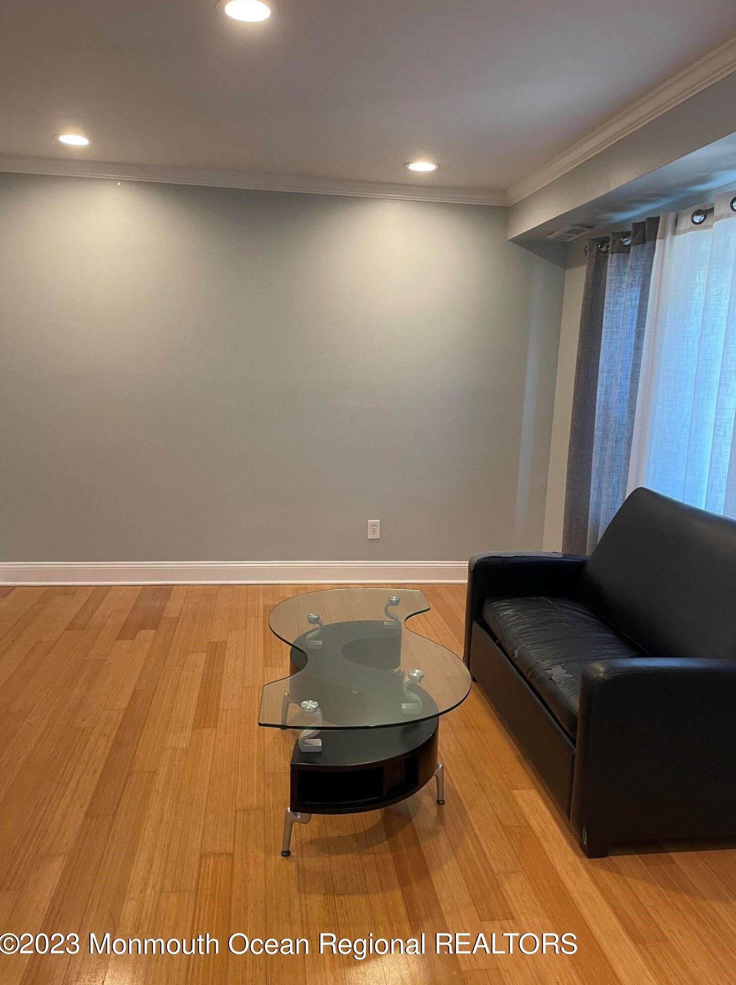 18 Branch Rd, Oakhurst, NJ 07755