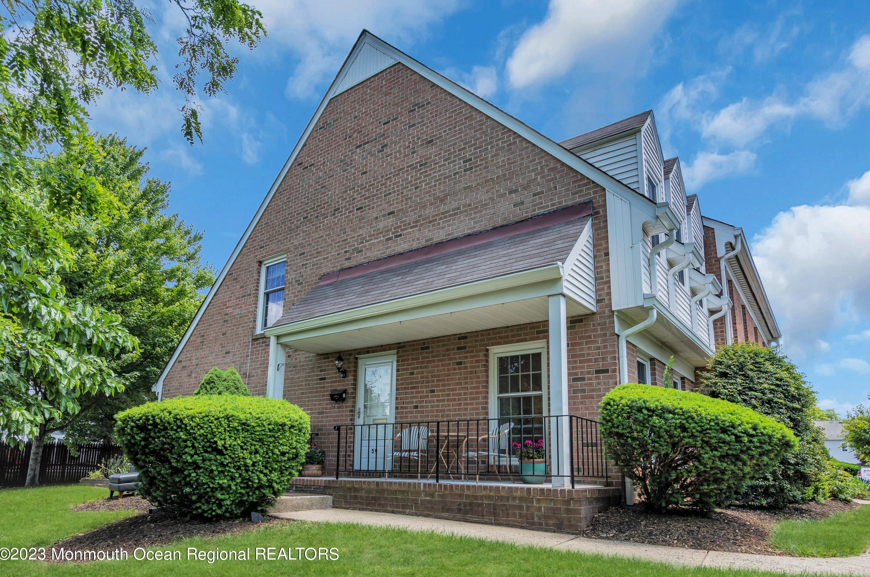 59 Wyckham Rd, Wall Township, NJ 07762