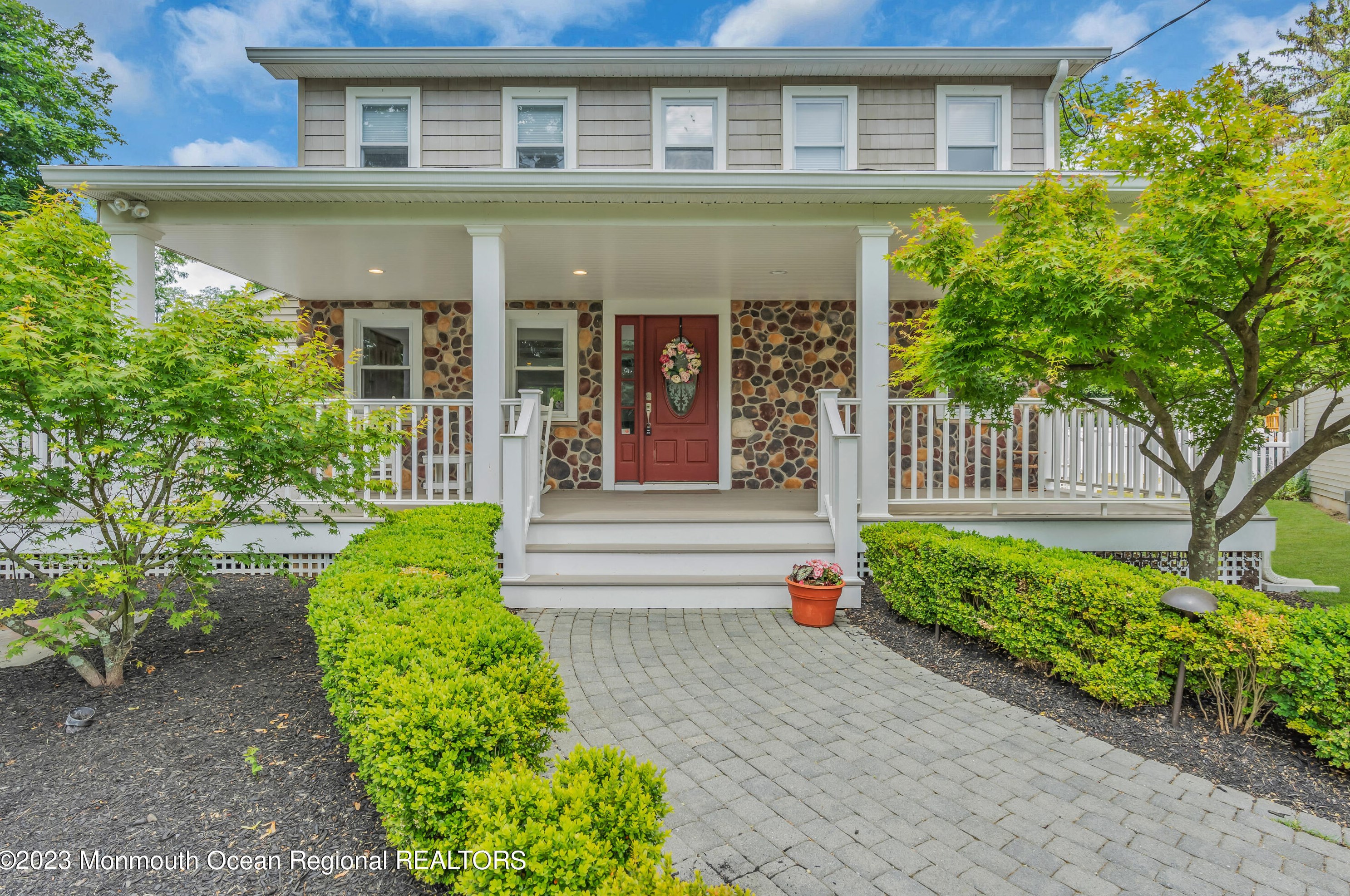 14 Hope Rd, Tinton Falls, NJ 07724