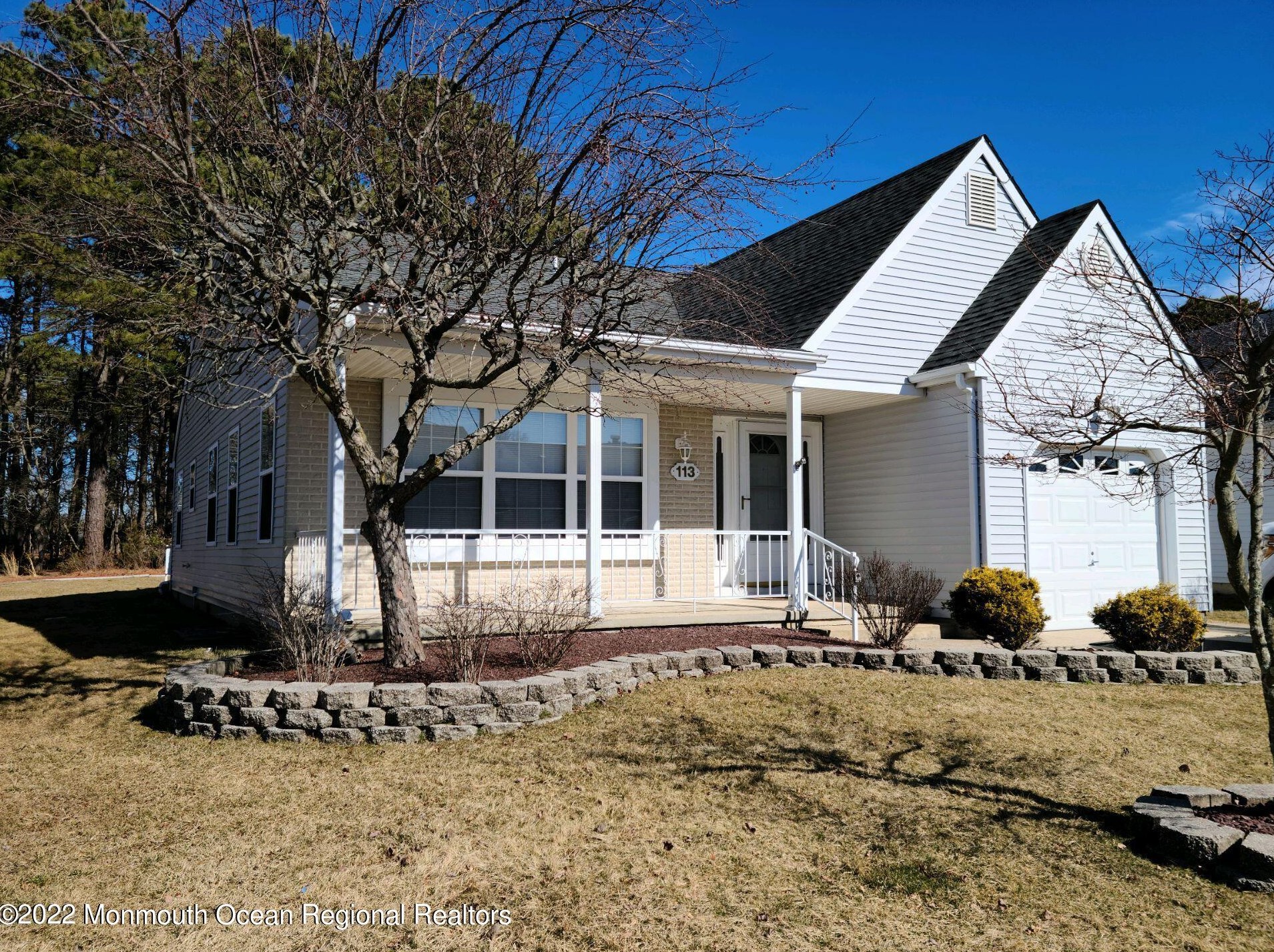 113 Chesterfield Ln, Toms River, NJ 08757