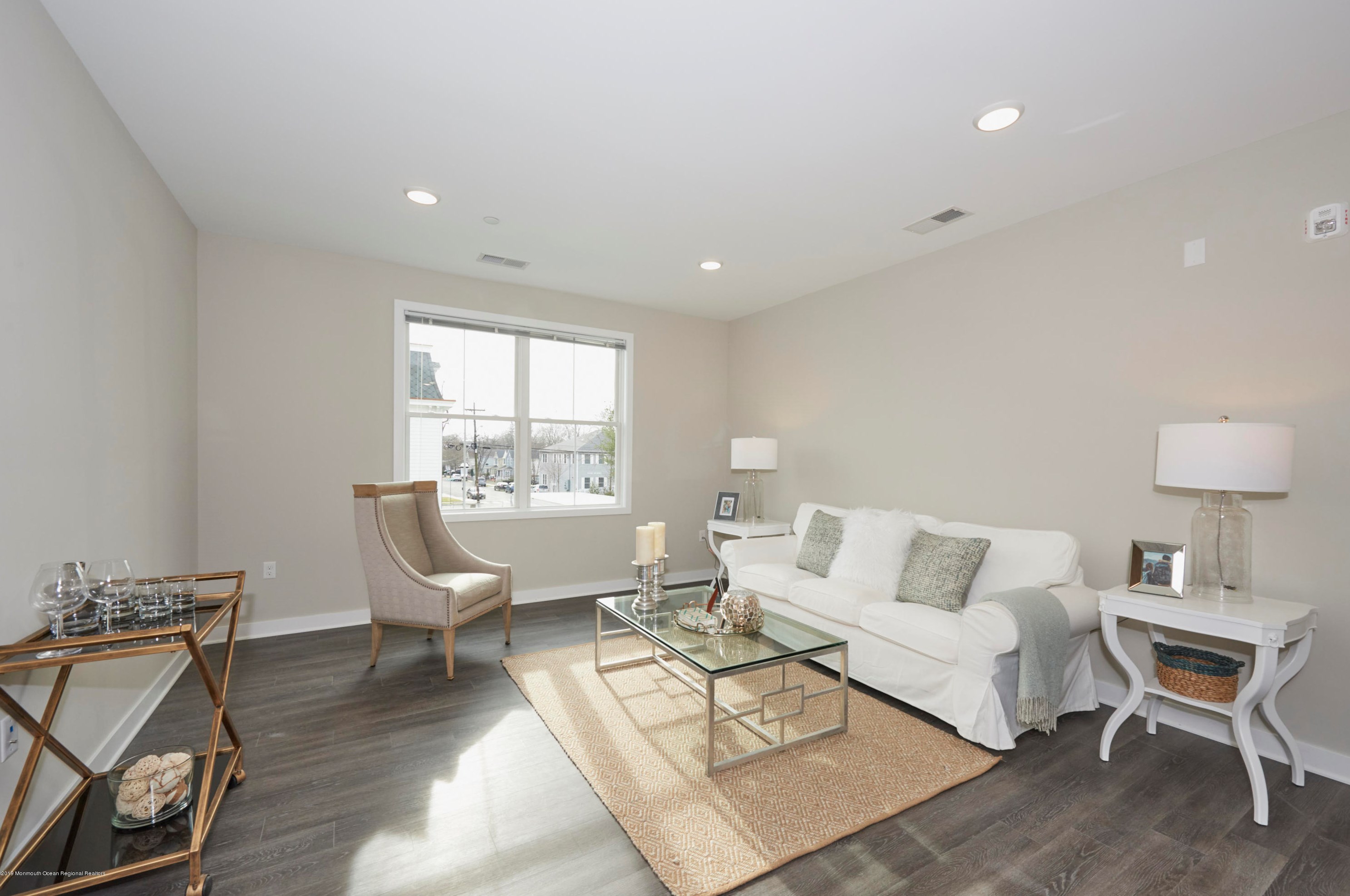 92 Drs James Parker Blvd #405, Tinton Falls, NJ 07701