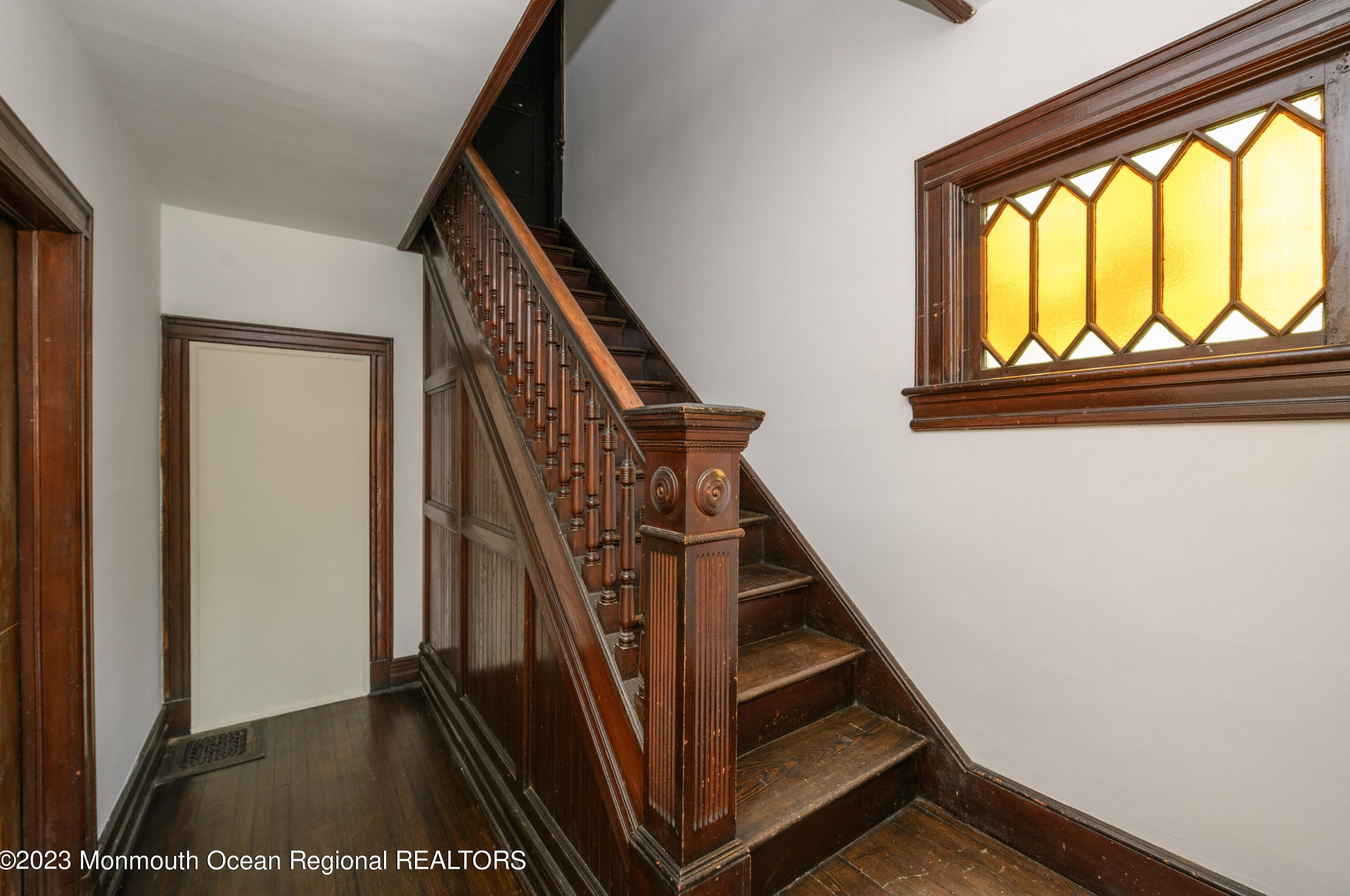131 Oakland St #b, Tinton Falls, NJ 07701