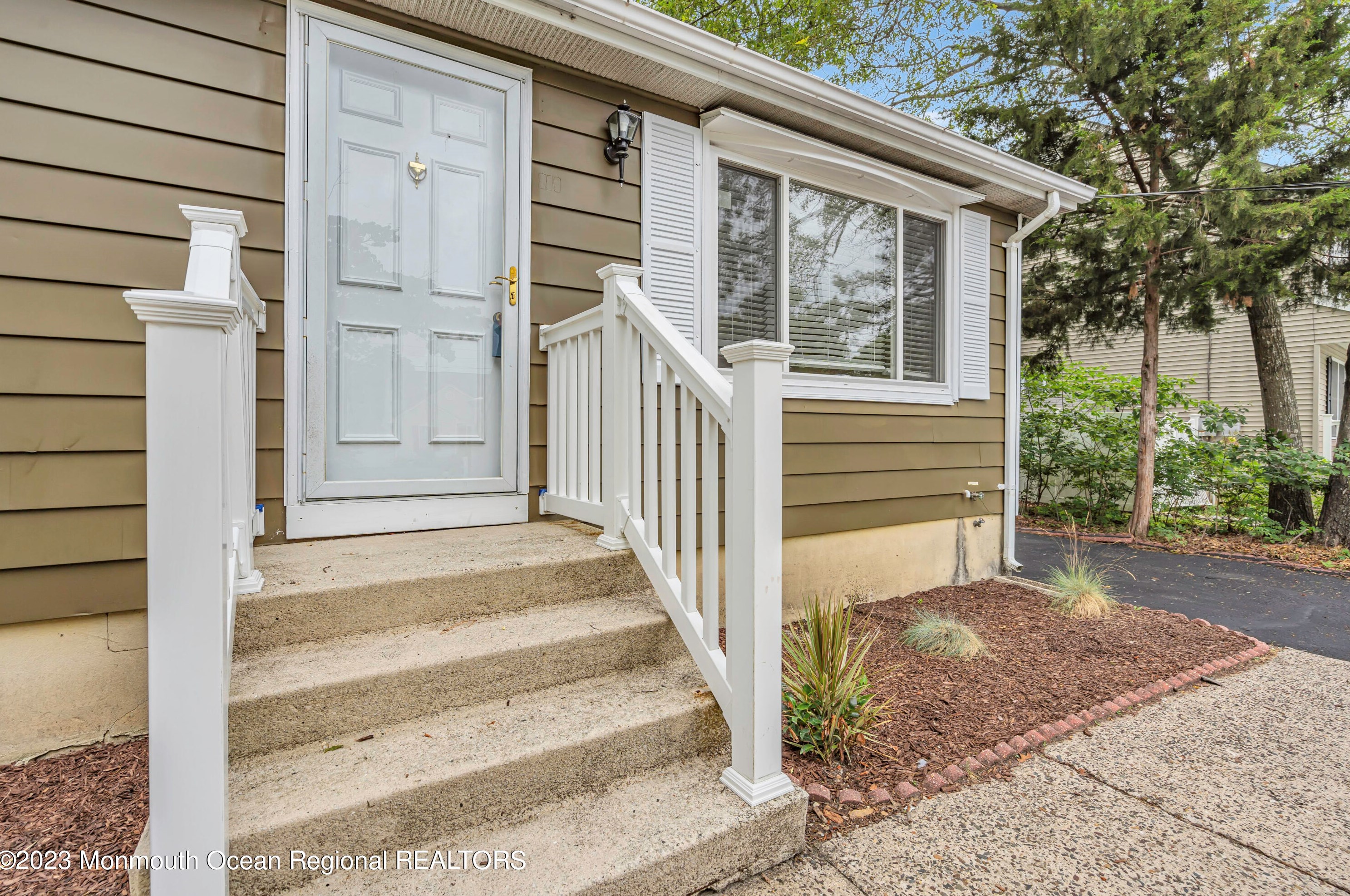 280 Bulkhead Ave, Cedar Bonnet Island, NJ 08050