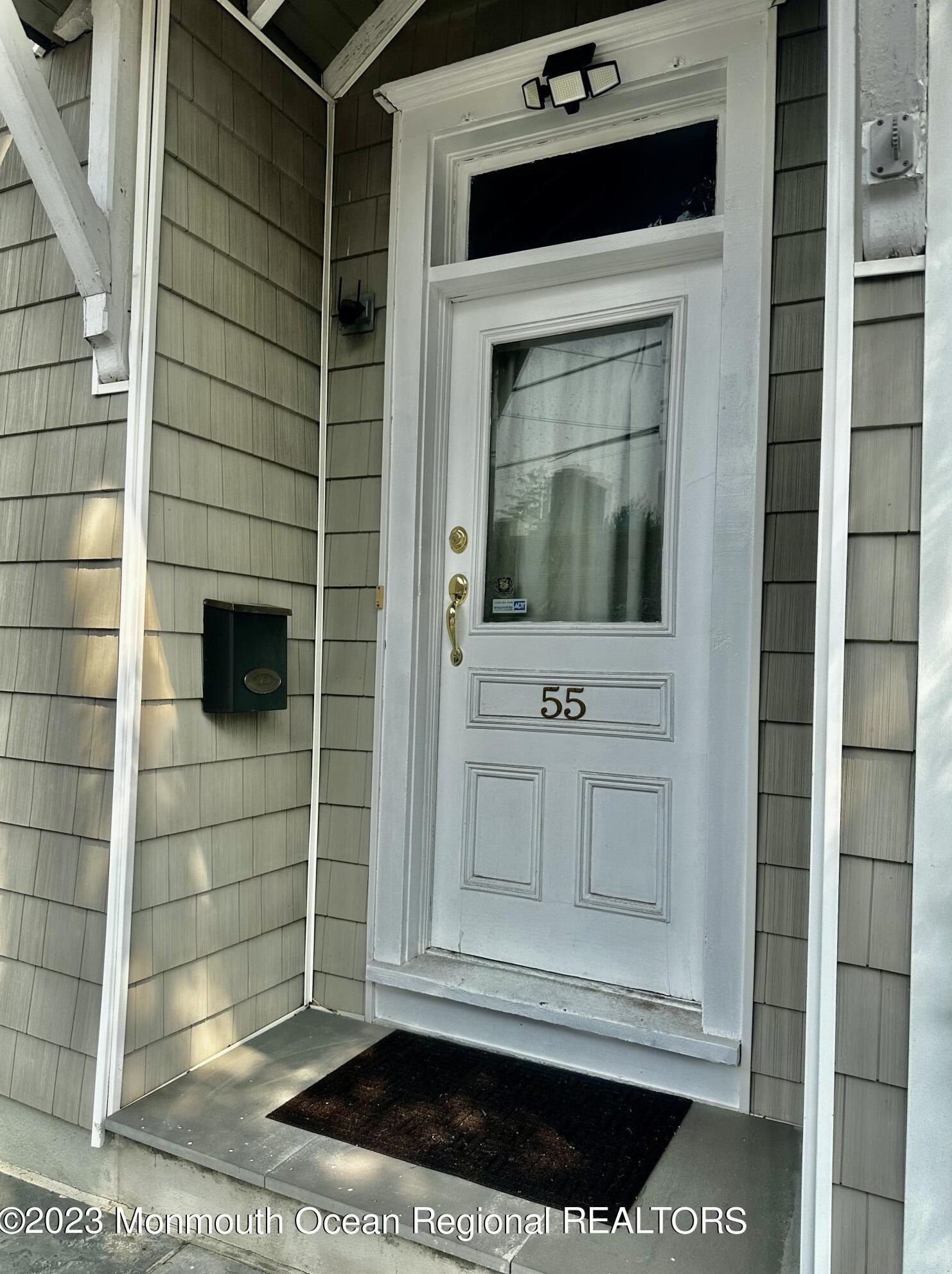 55 Front St, Keyport NJ  07735-1231 exterior