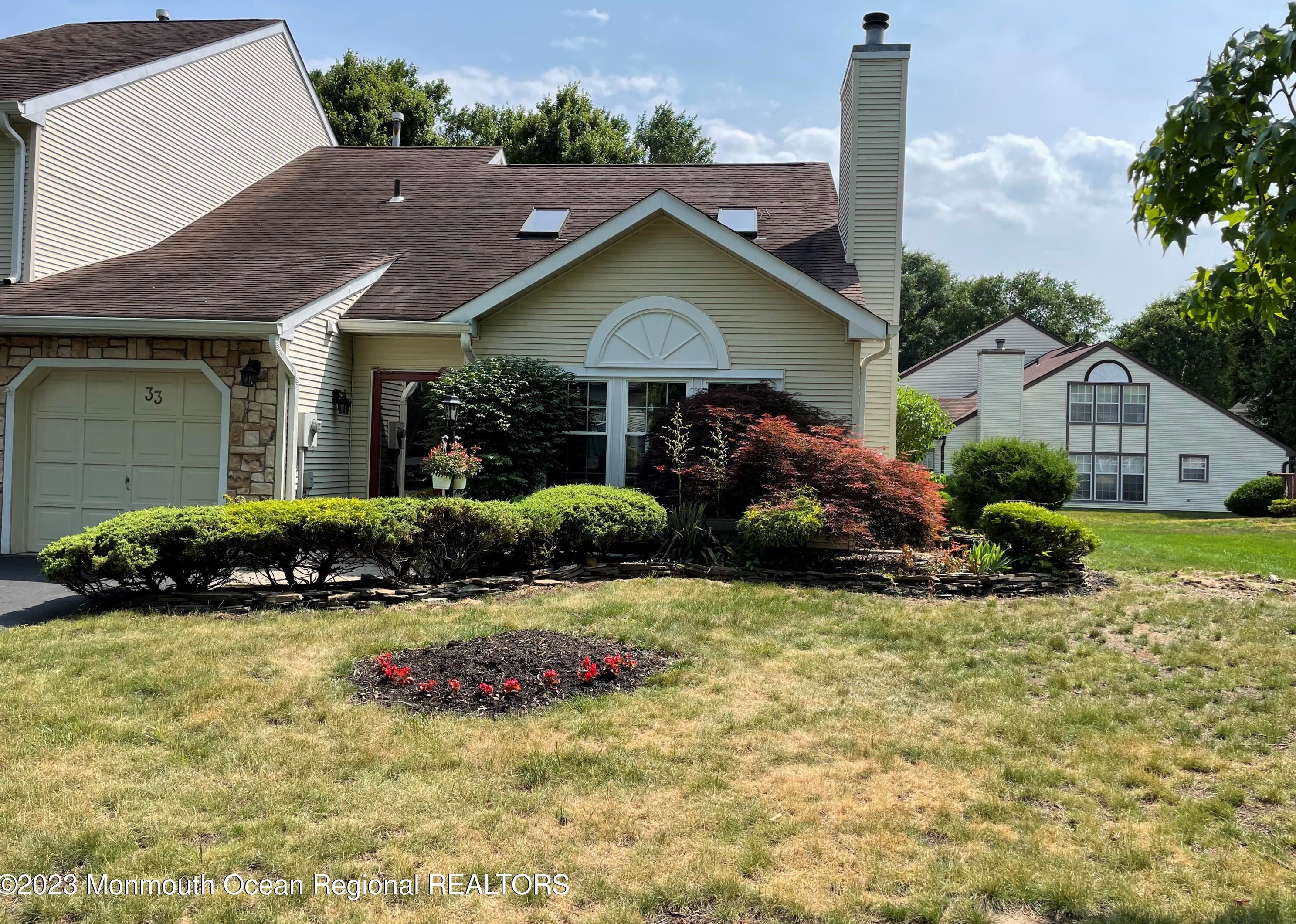 33 Hancock Ln, Millstone Township, NJ 07726-8907
