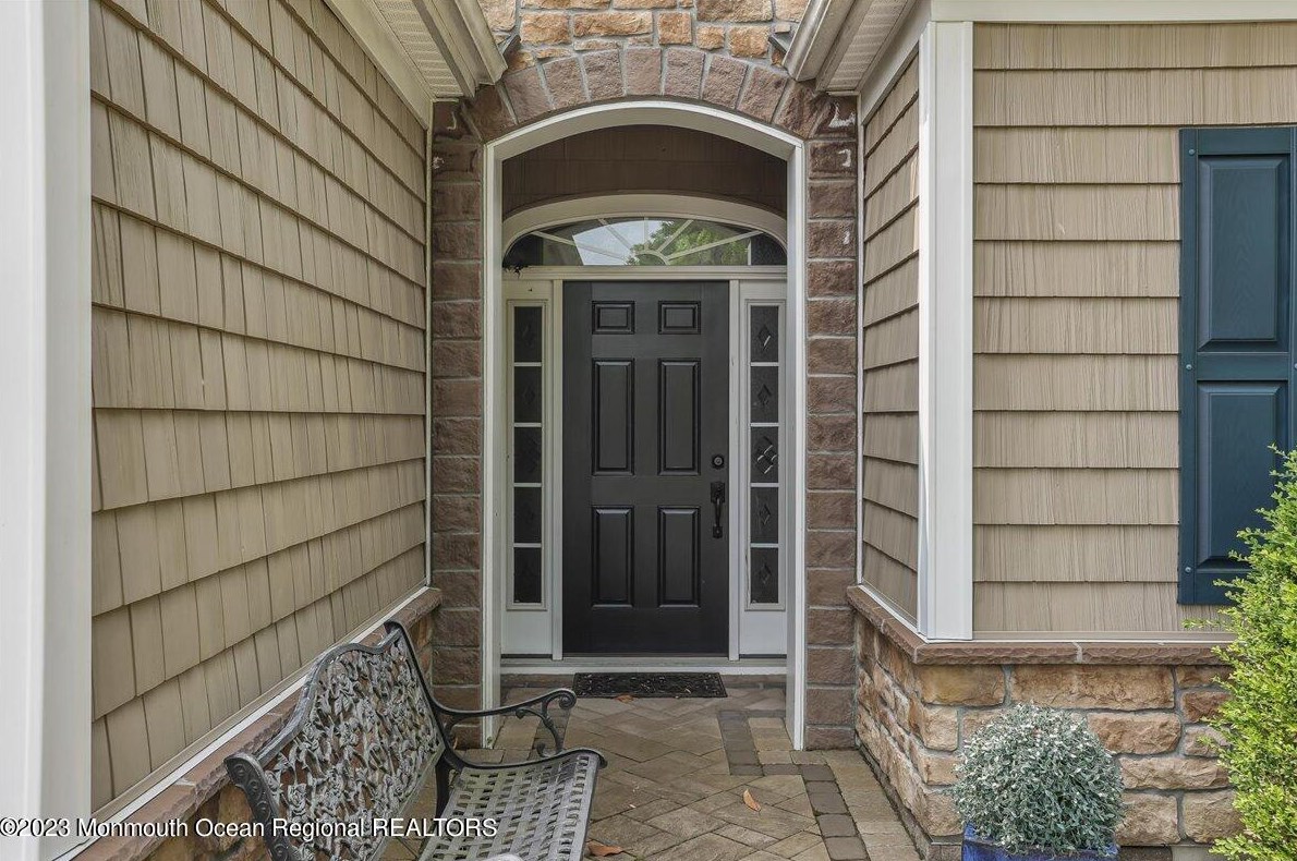 19 W Rossini Ct, Wall Township, NJ 07727