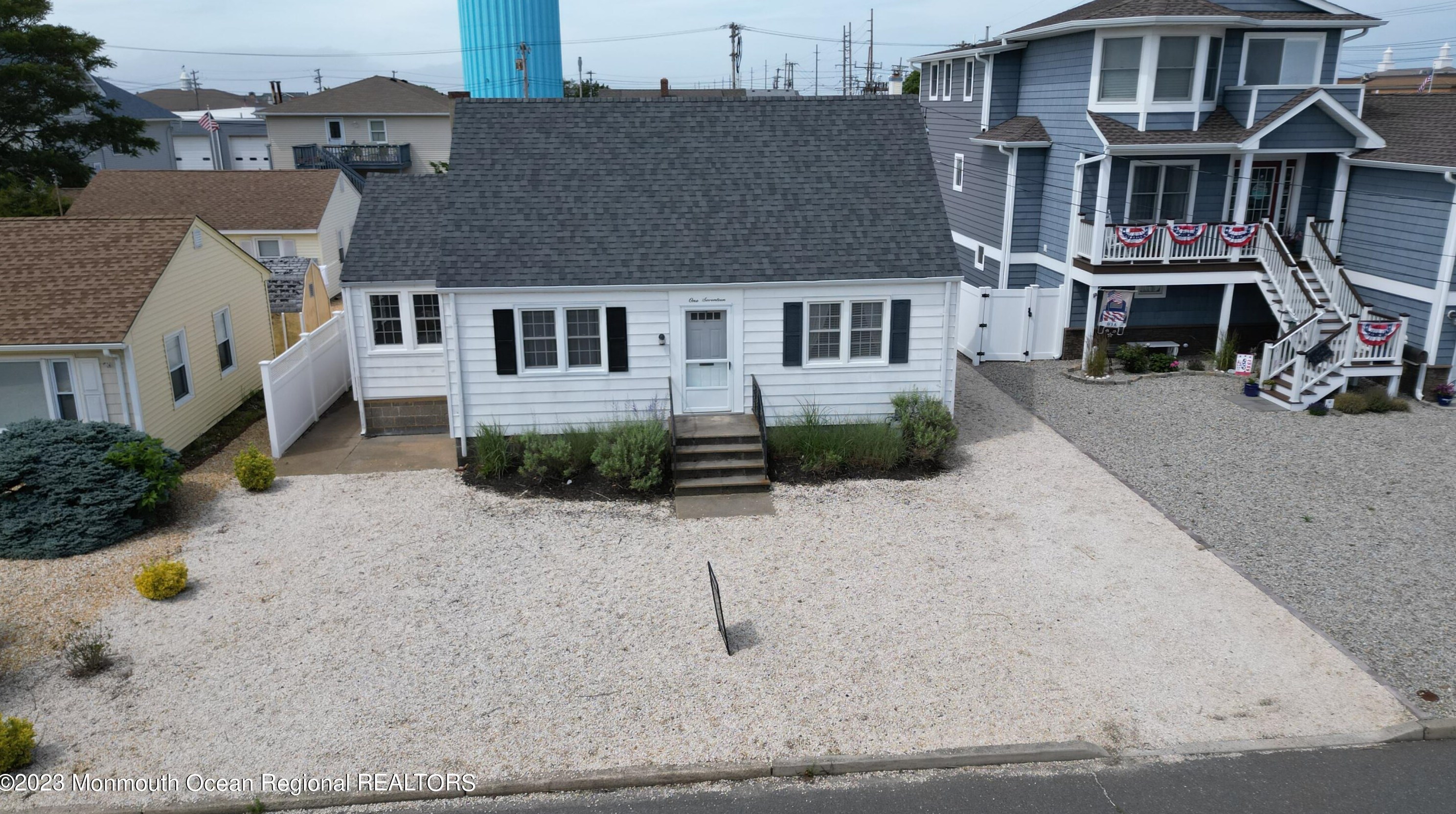 117 New Brunswick Ave, Lavallette, NJ 08735