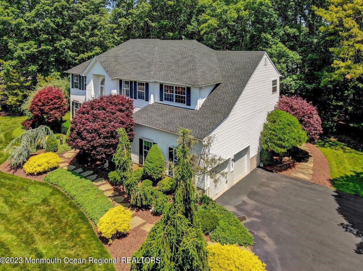 854 Woodbury Dr, Jackson Twp, NJ 08527