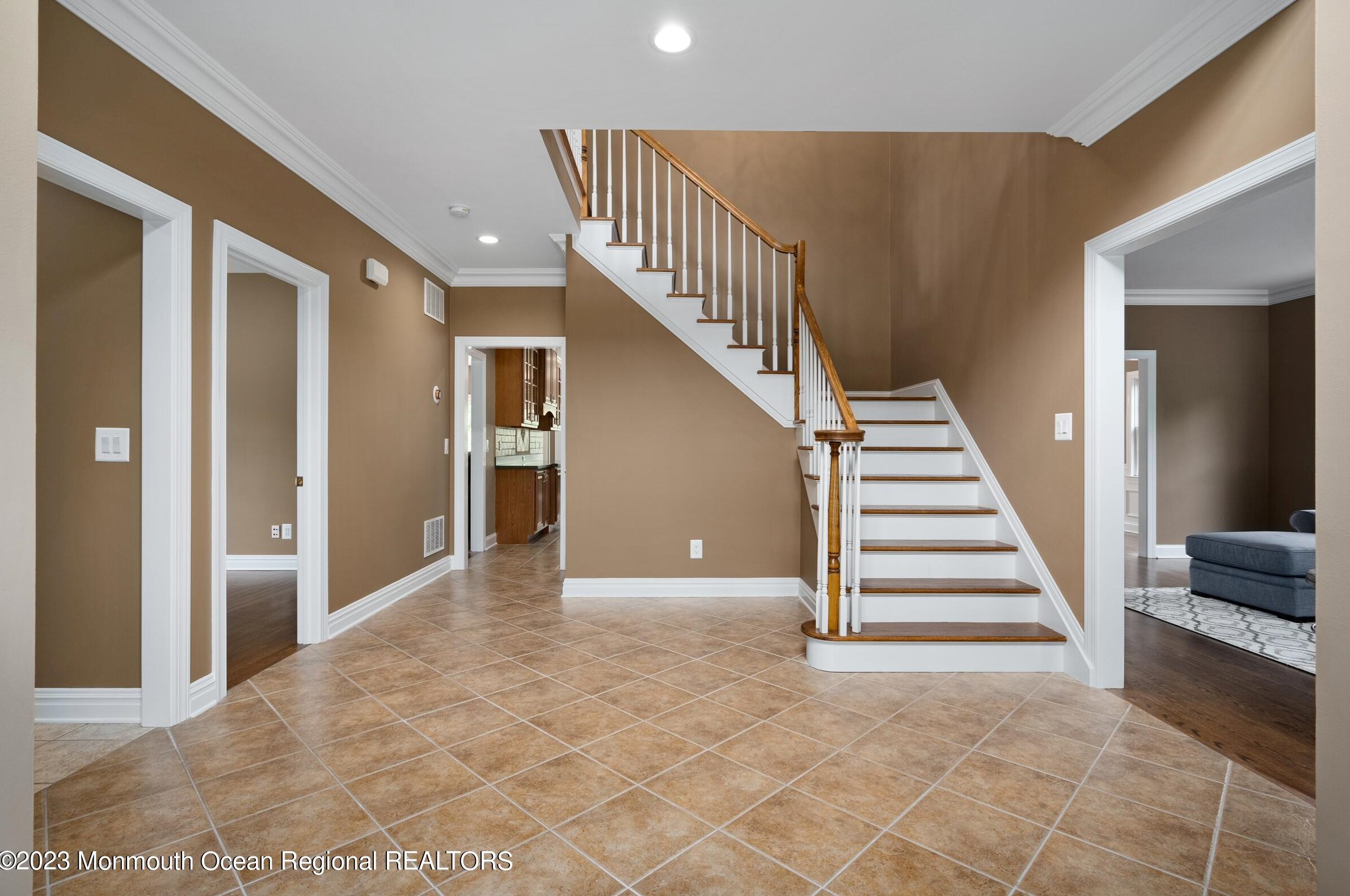 496 Ridgedale Ave, East Hanover NJ  07936-3006 exterior