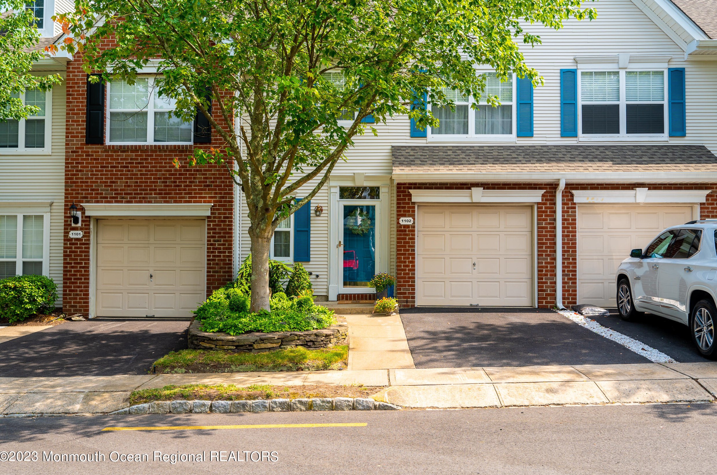 1102 King George Ln, Toms River, NJ 08753-3365
