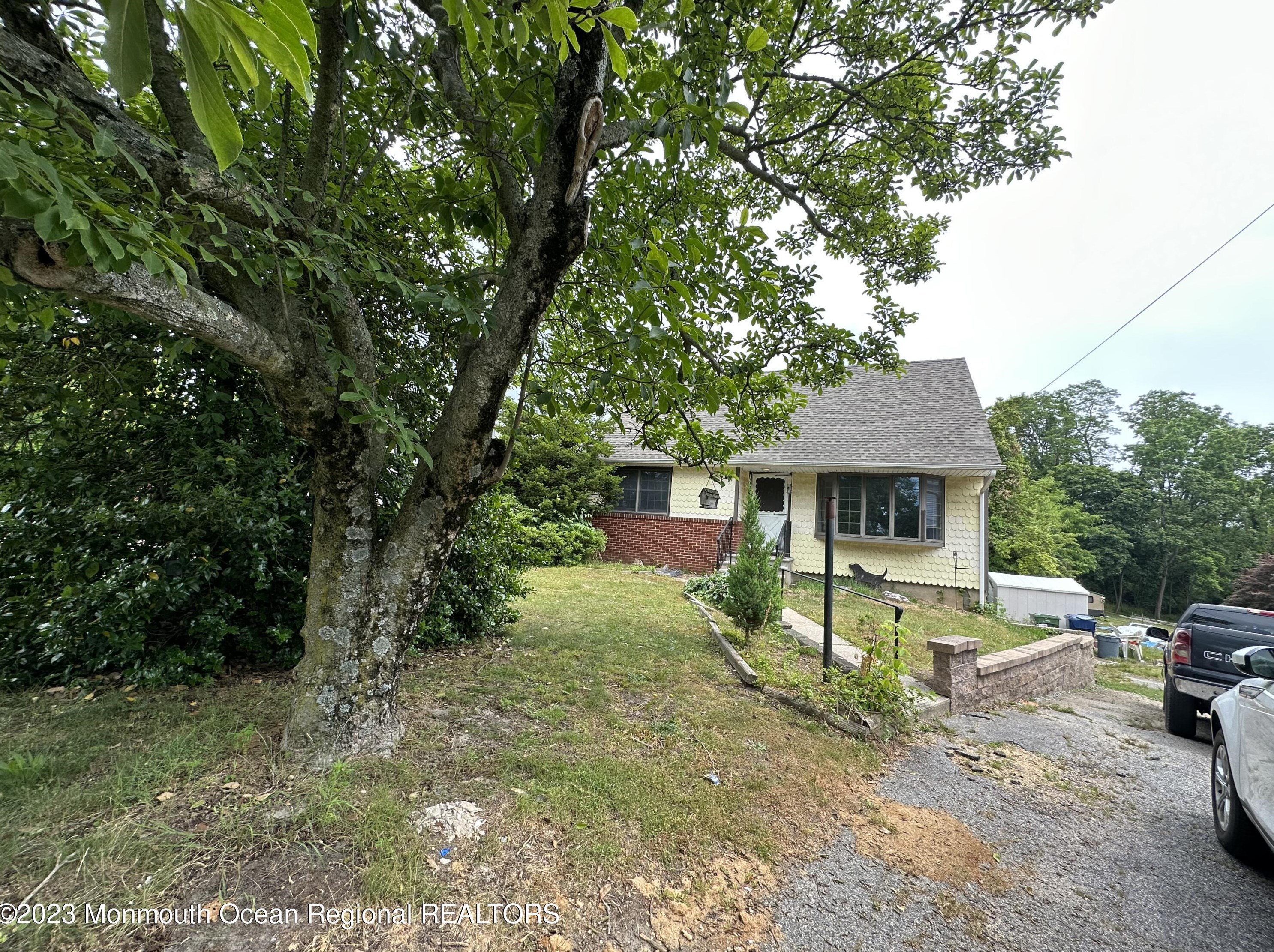 1013 Old Corlies Ave, Wall Township, NJ 07753