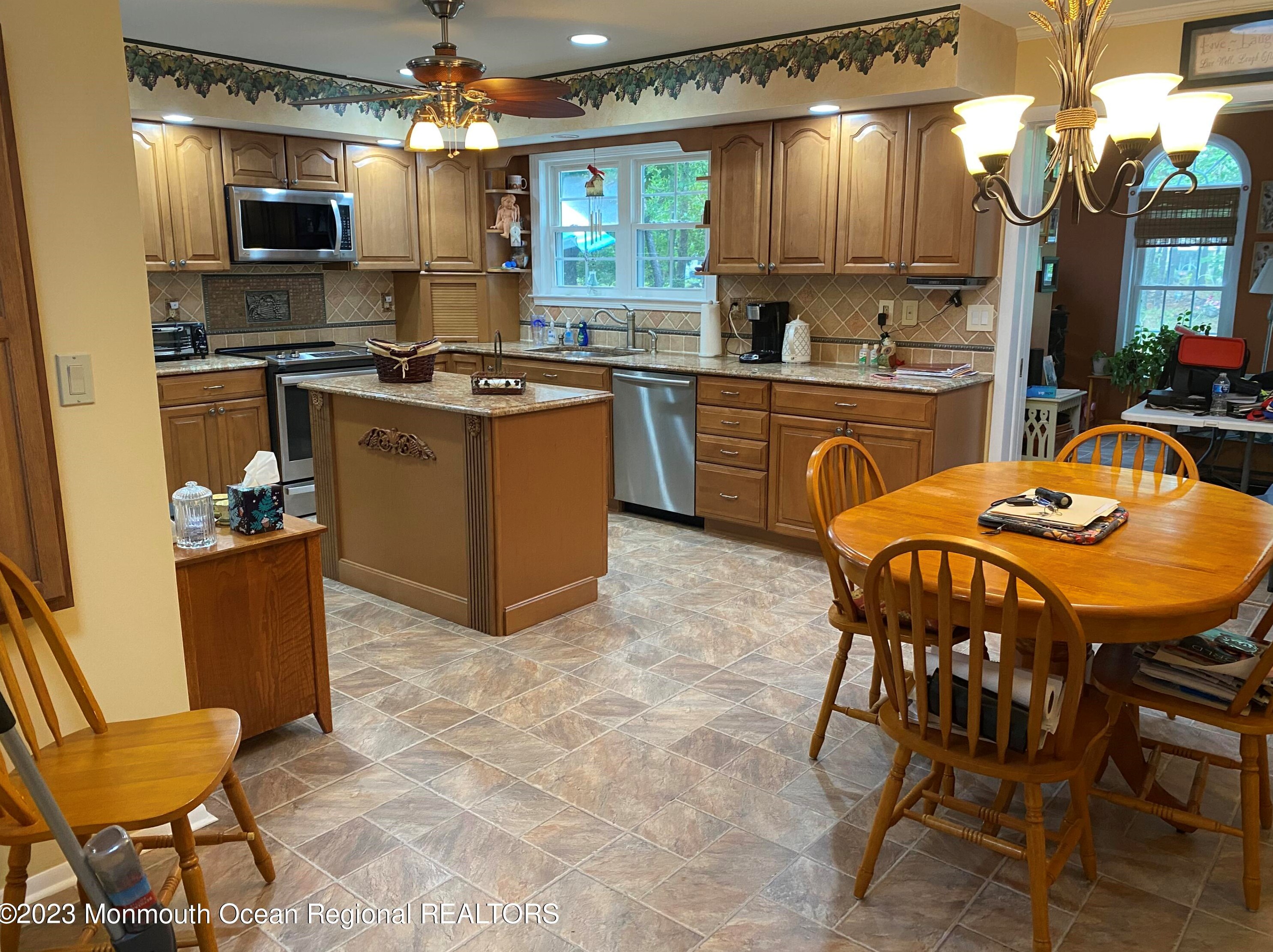 68 Sheffield Dr, Lacey, NJ 08731