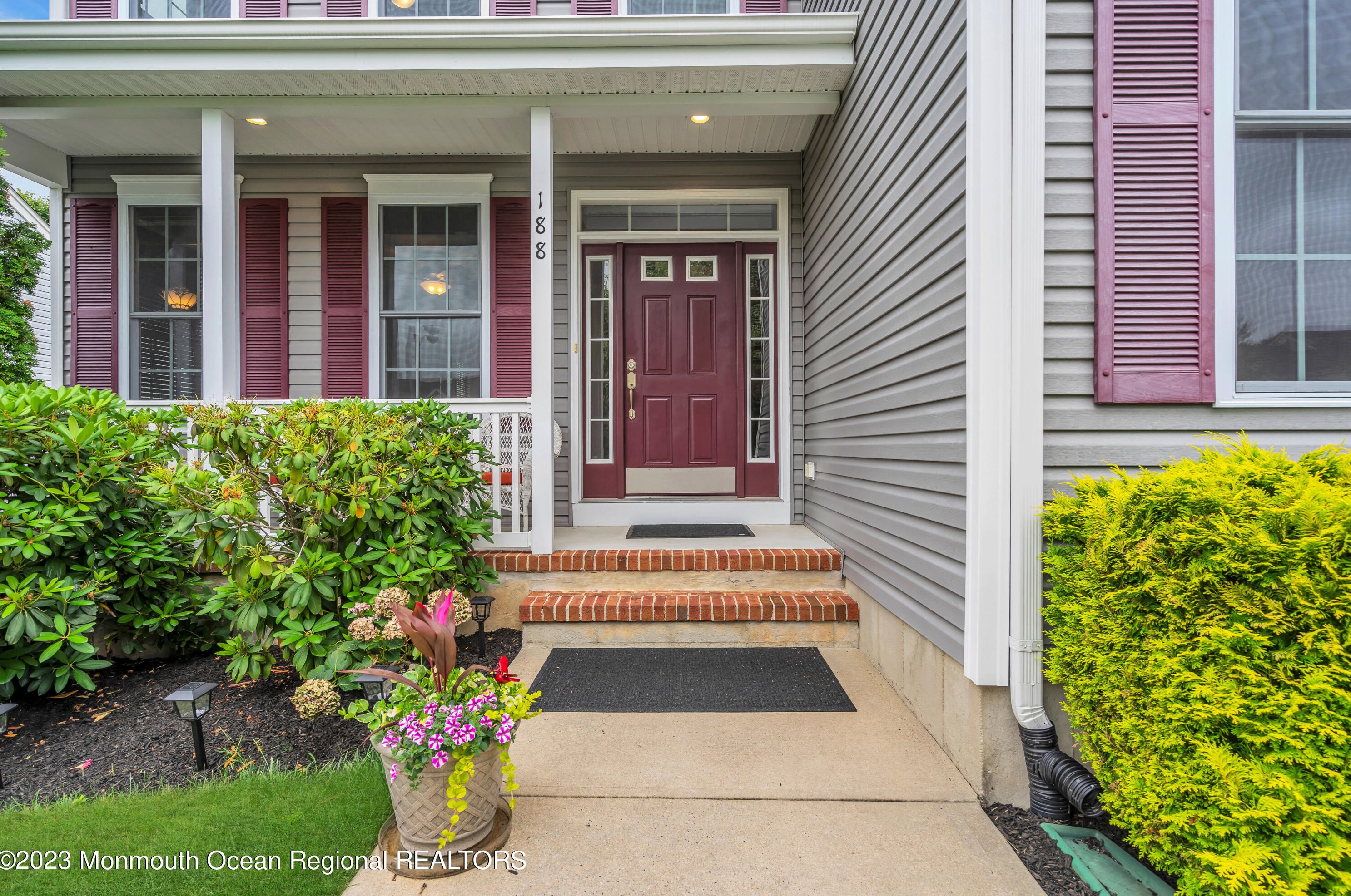 188 Barracuda Rd, Cedar Bonnet Island, NJ 08050