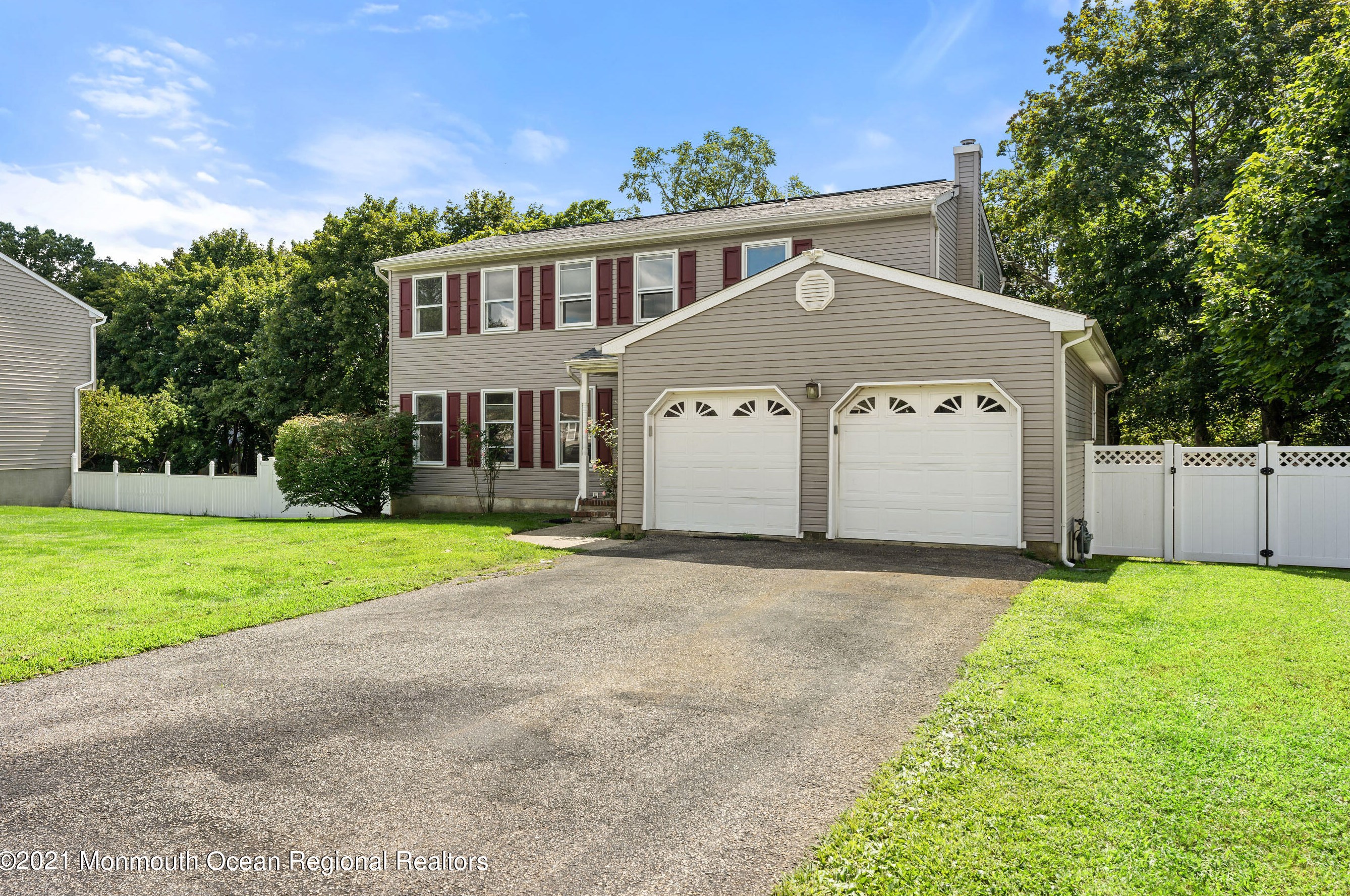 105 Imperato Ct, Toms River, NJ 08753-5304