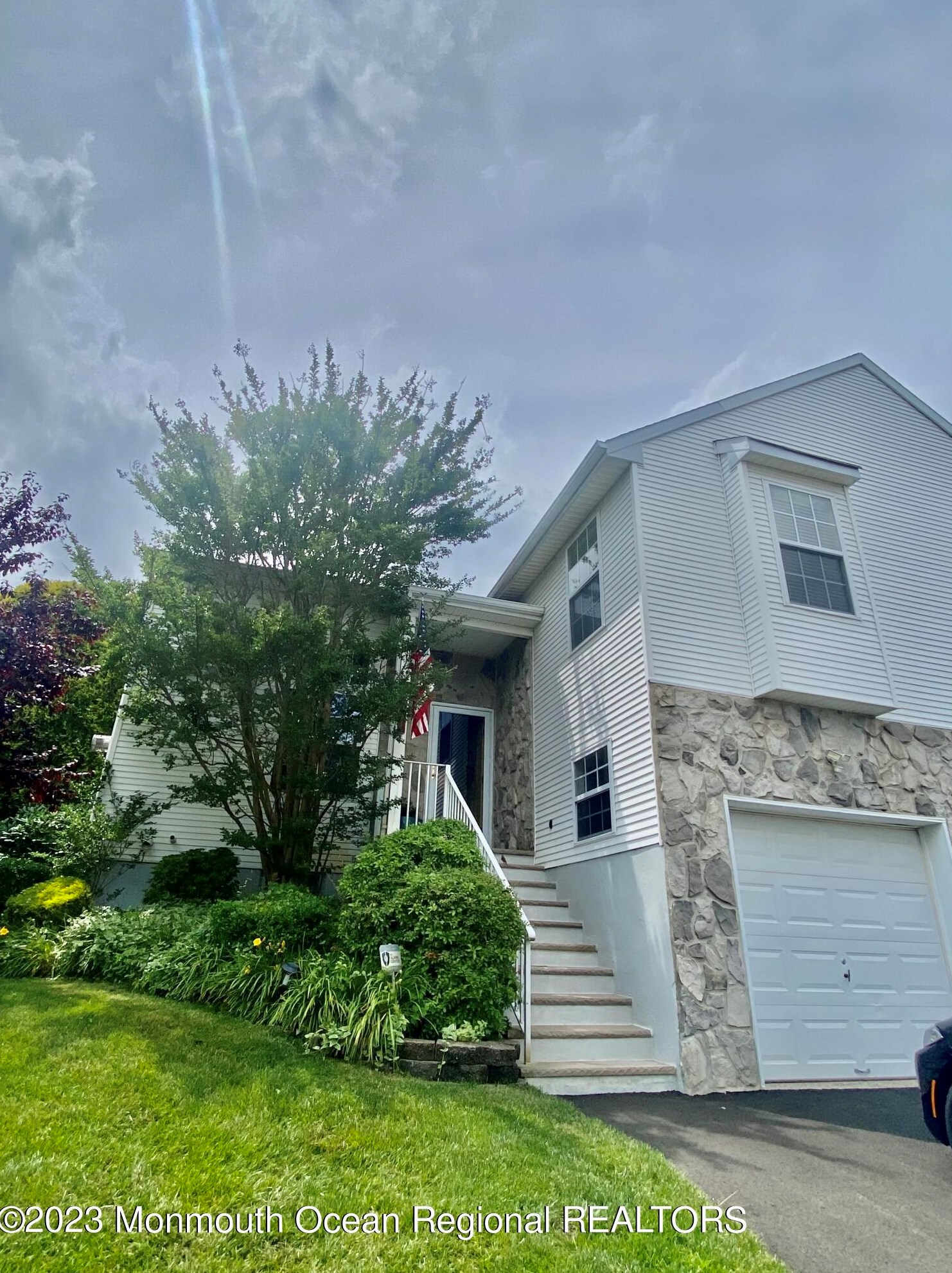 274 Tennis Ct, Belmar, NJ 07719
