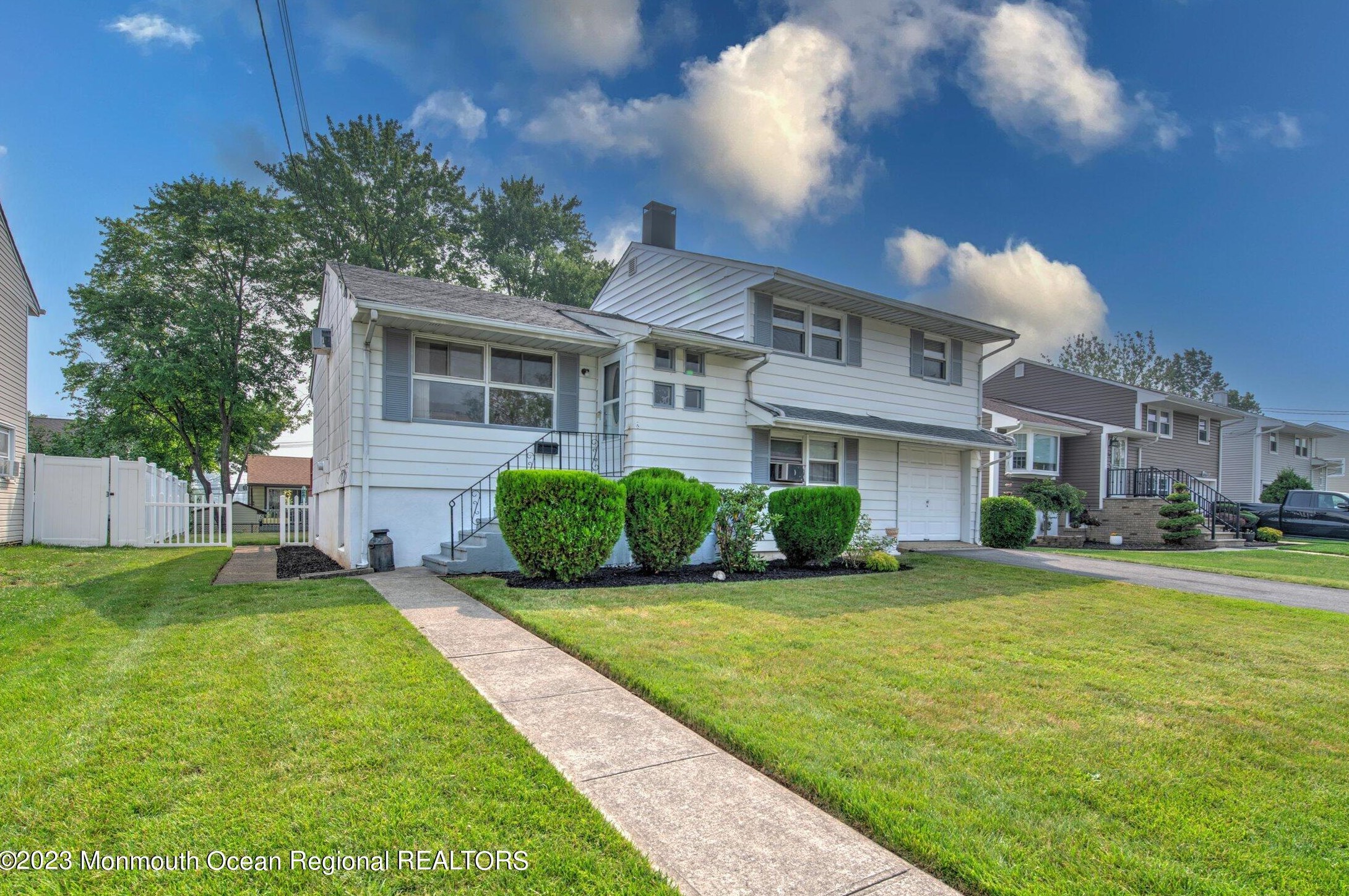 30 Hickock St, Perth Amboy, NJ 08863-1012