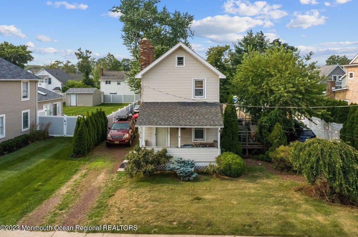 610 Ocean Rd, Wall Township, NJ 07762