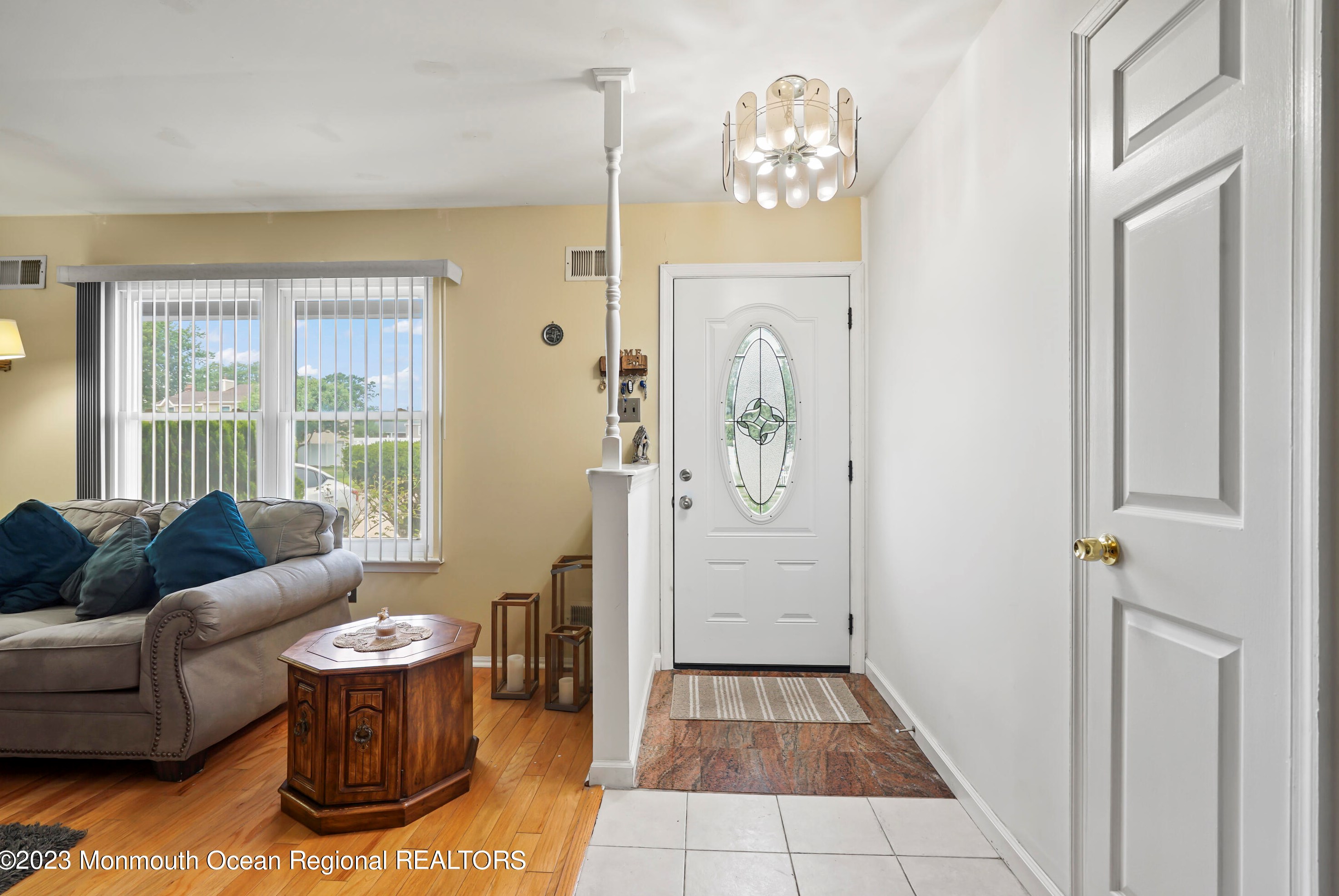 517 Maypink Dr, Toms River, NJ 08753-3186
