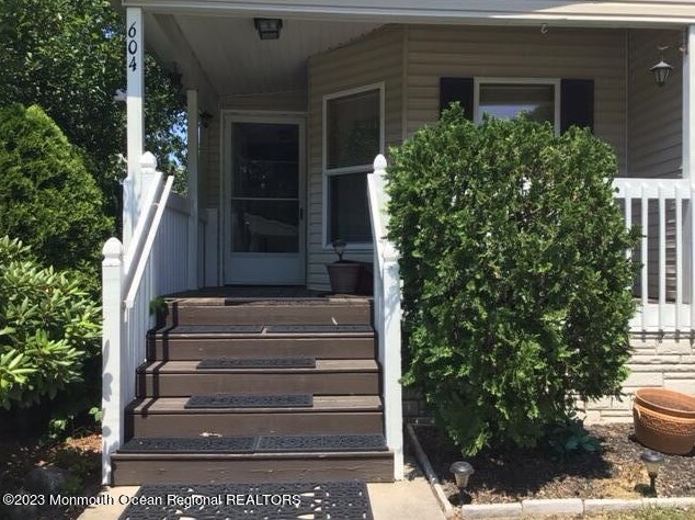 604 Walden Wy, Lakehurst, NJ 08759