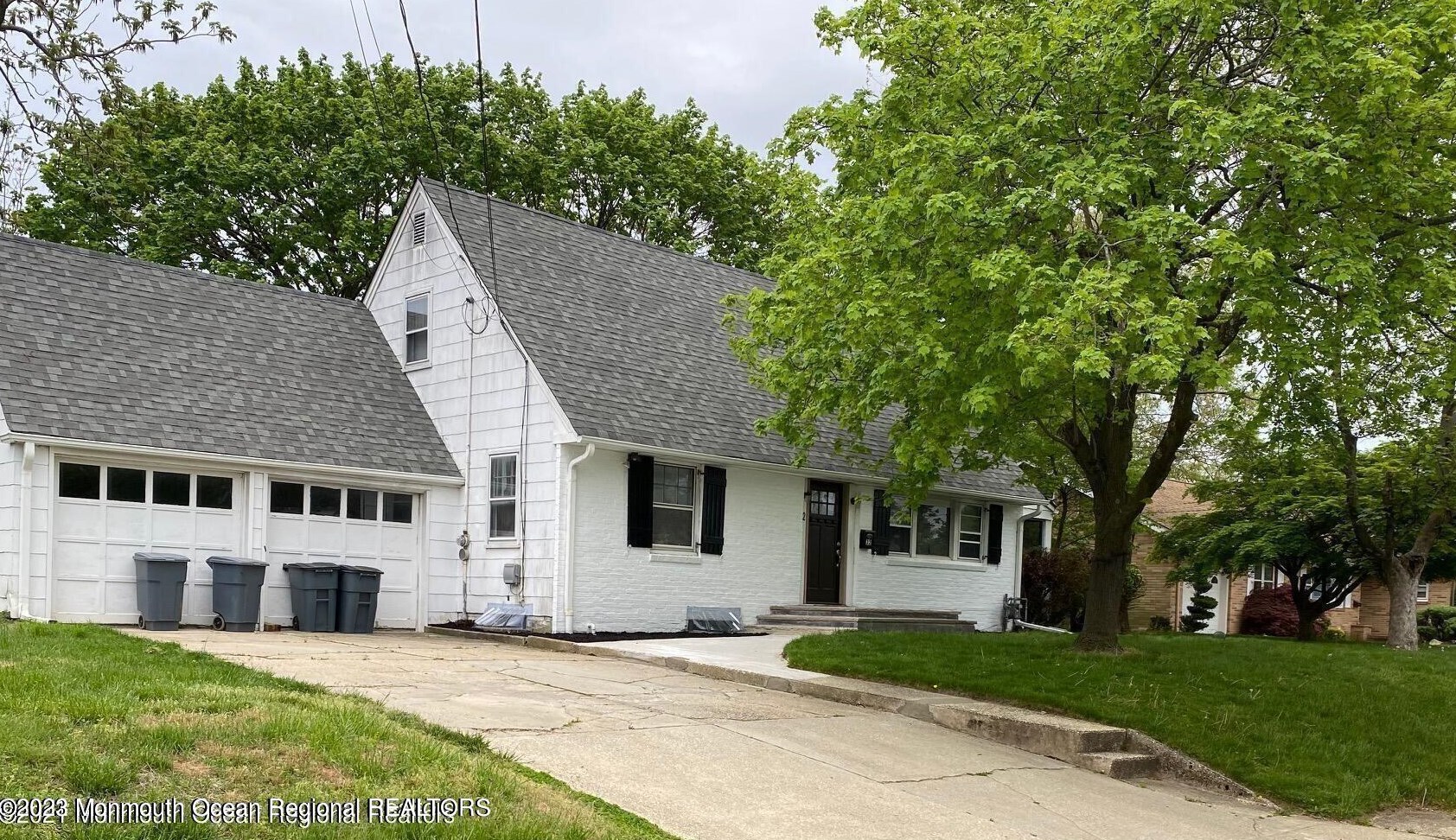 32 Baker Dr, West Long Branch, NJ 07764