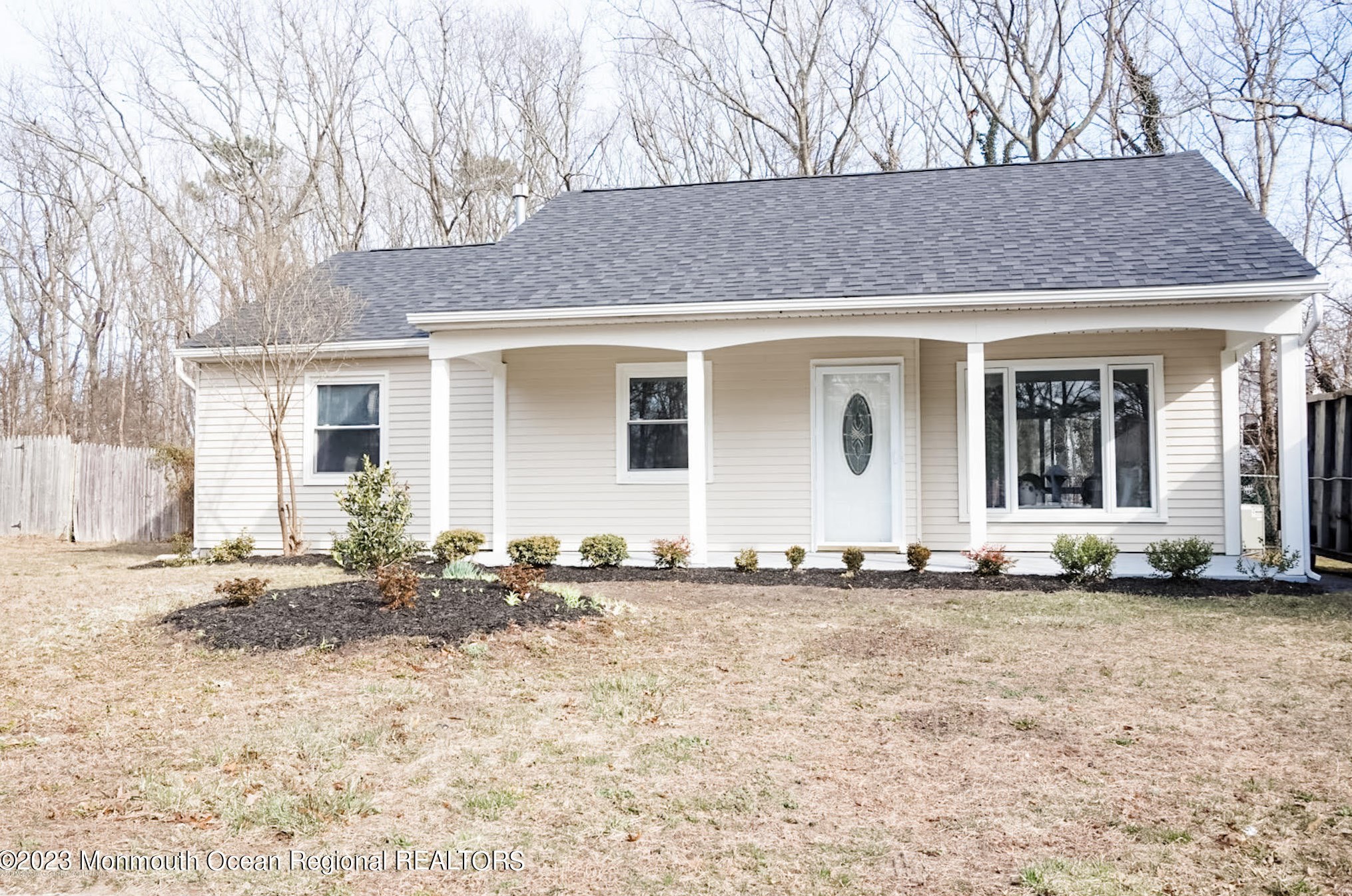 19 Chestnut Way Cir, Barnegat Township, NJ 08005-2016