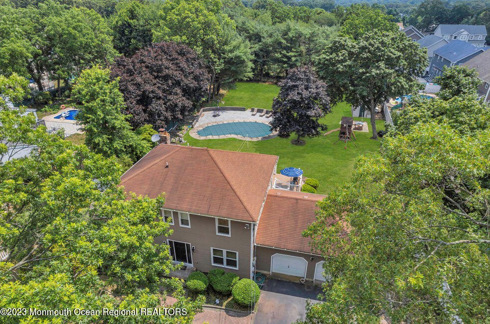 657 Clifton Ave, Toms River, NJ 08753-5516