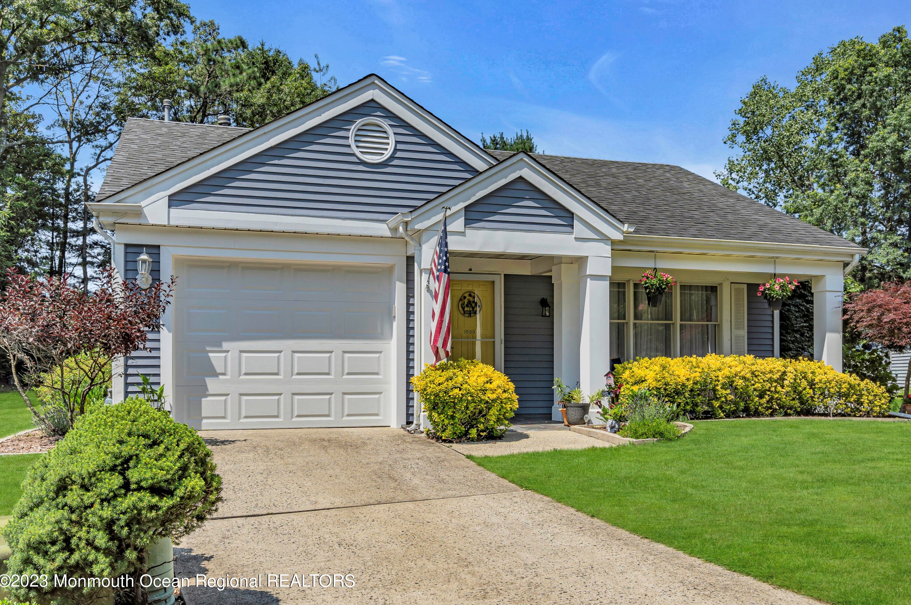 1500 Cloverdale Ct, Toms River, NJ 08755-0818