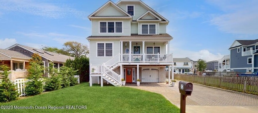 32 Rogers Ave, Wall Township, NJ 08736