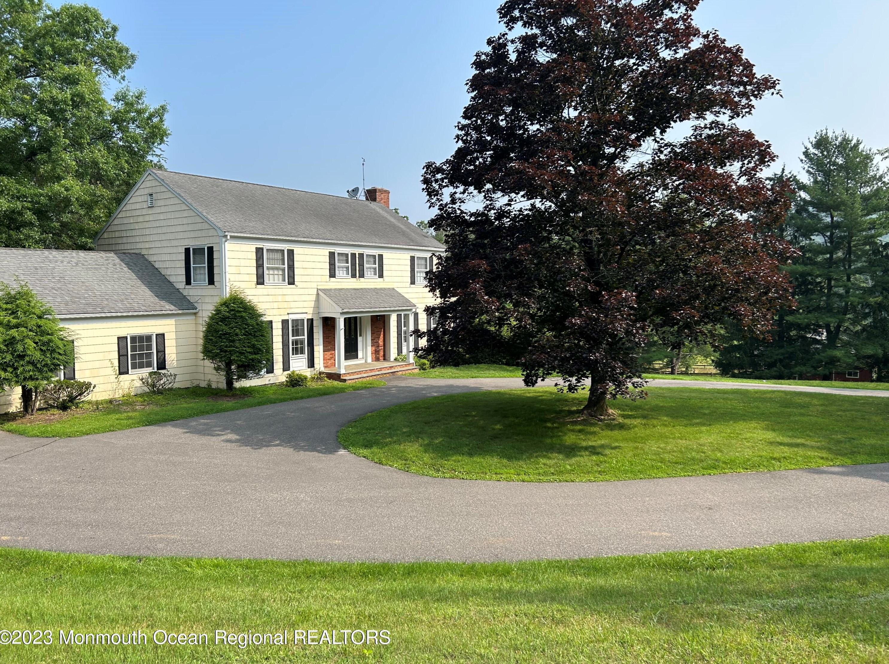 62 Potterstown Rd, Lebanon, NJ 08833