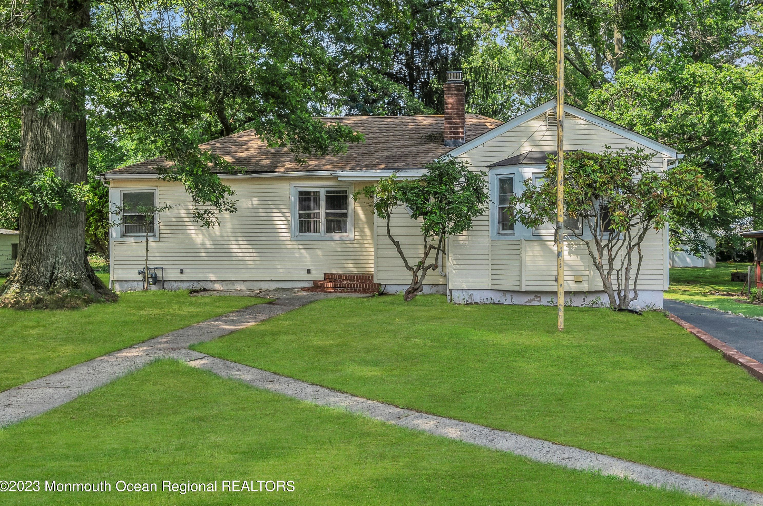 64 Webb St, Edison, NJ 08820