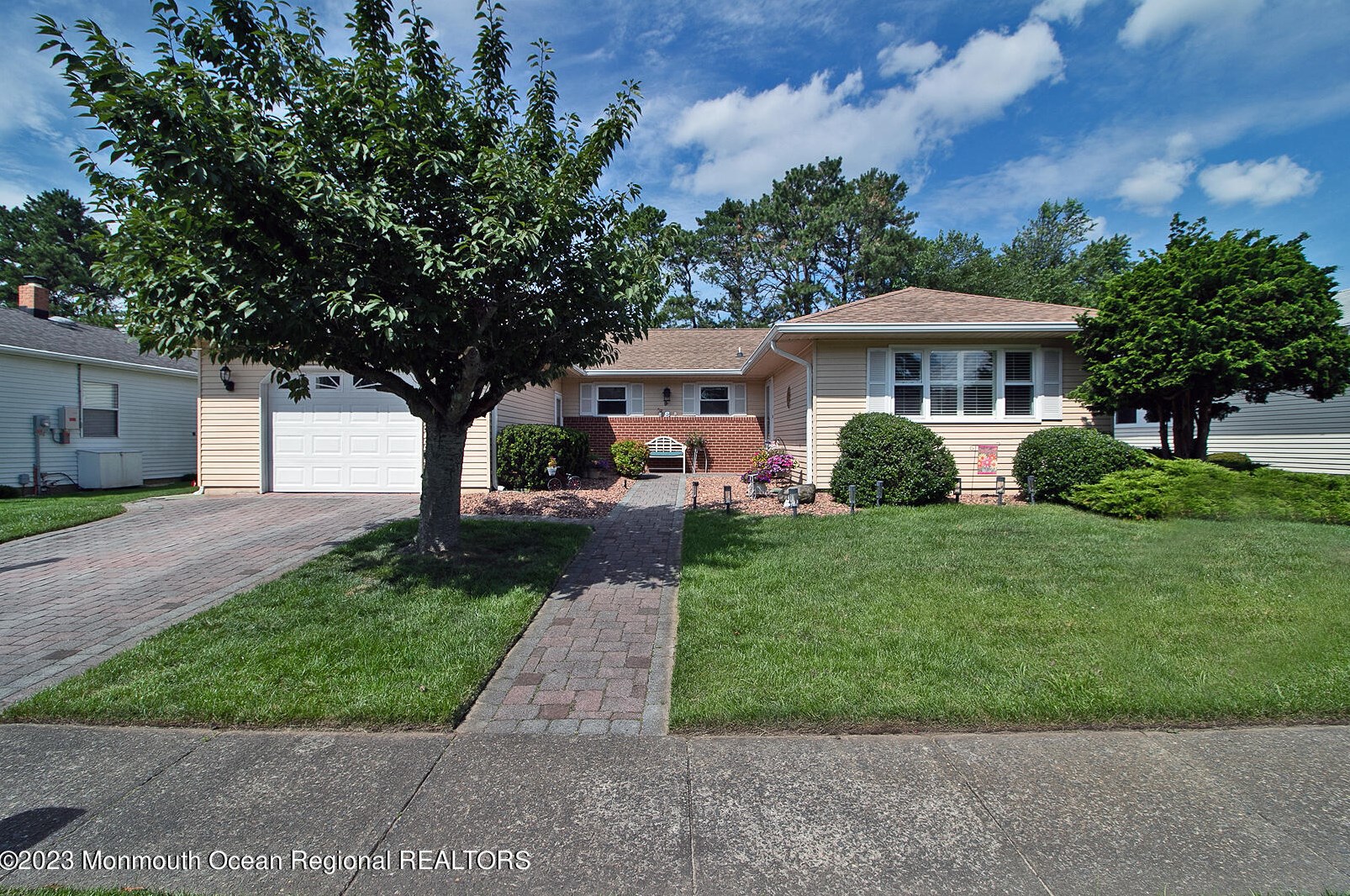 9 Tapola Rd, Toms River, NJ 08757-6226
