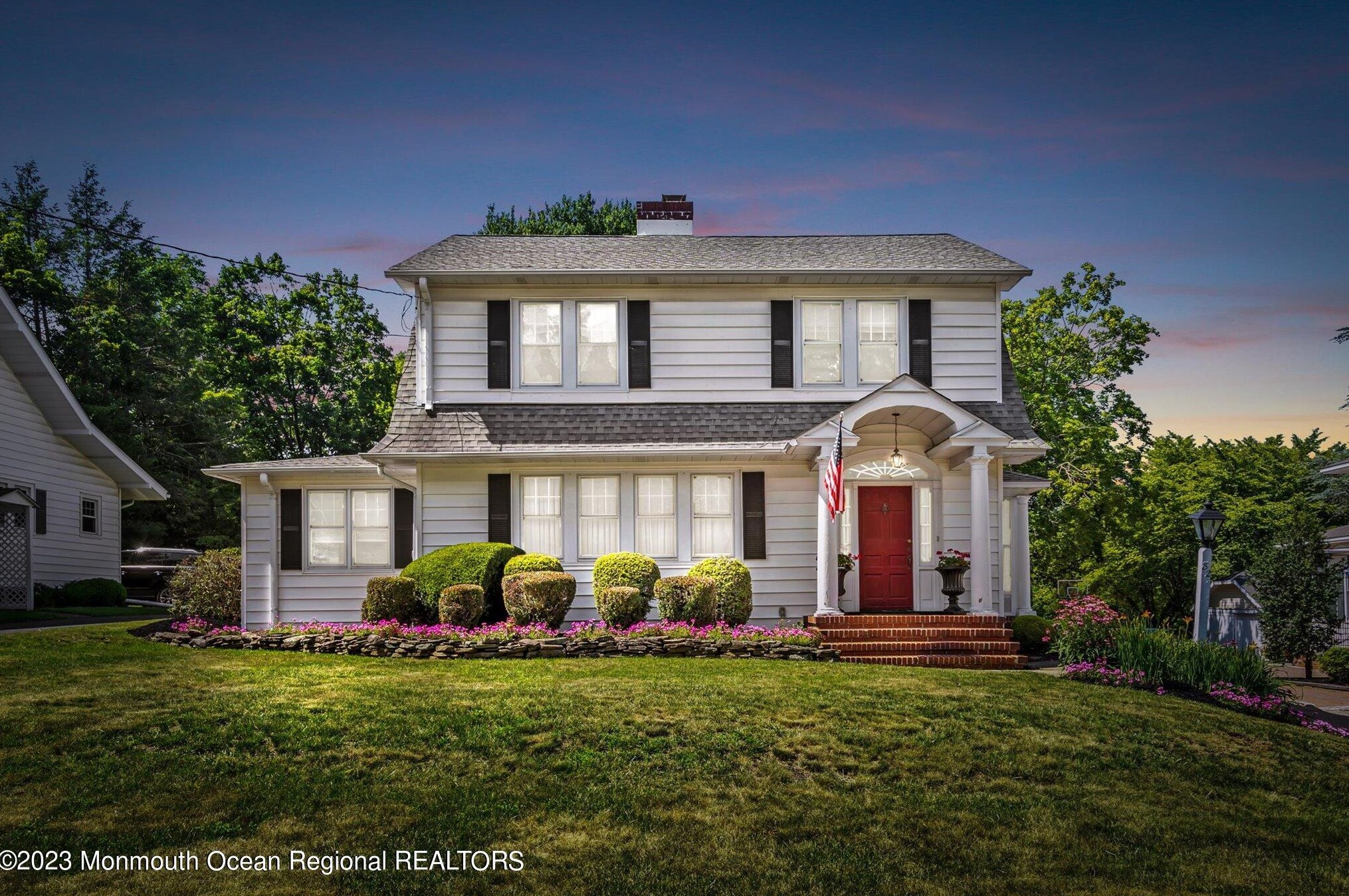 82 Main St, Upper Freehold, NJ 08501-1614