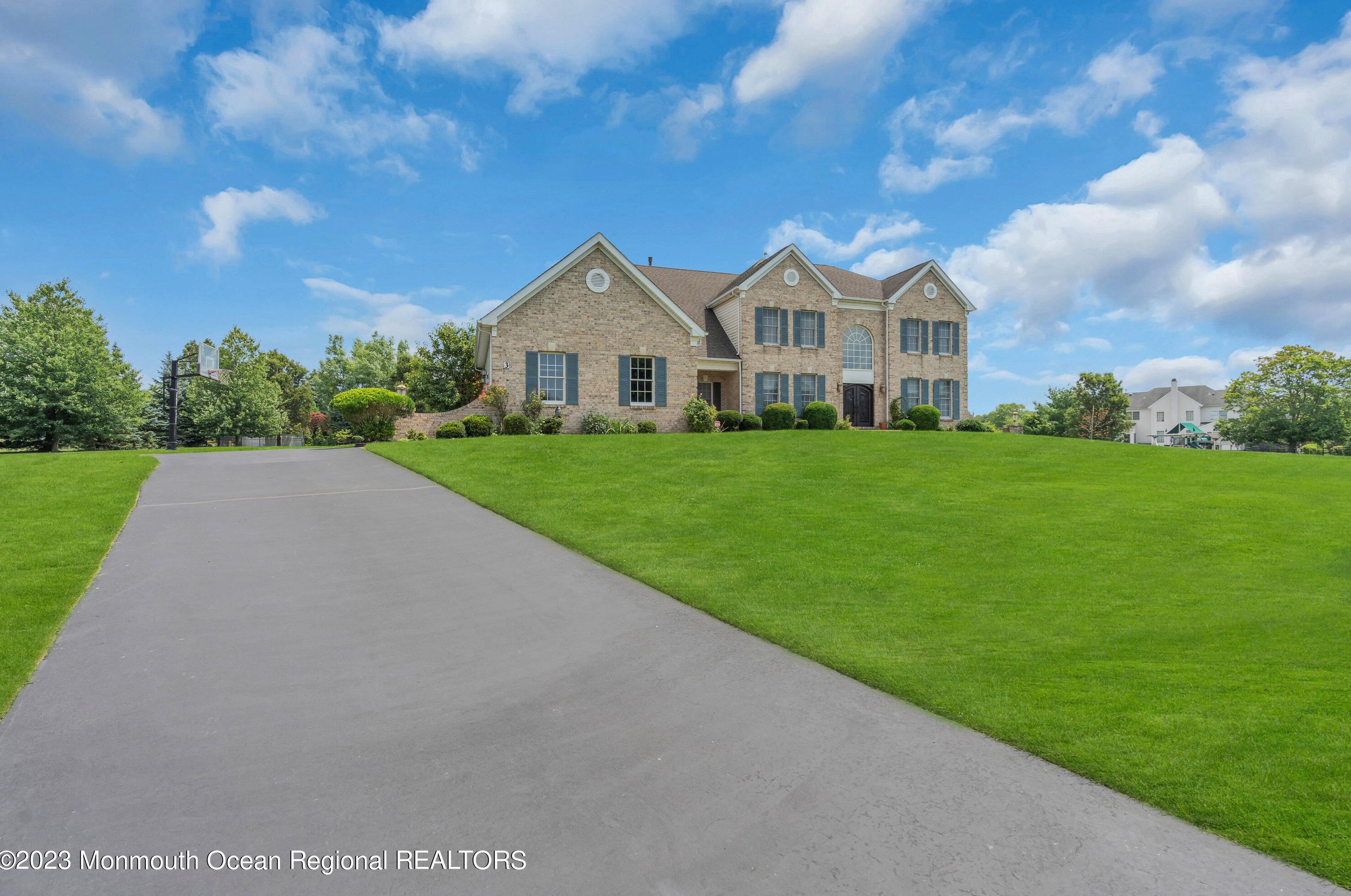 3 Ocala Ct, East Freehold, NJ 07728