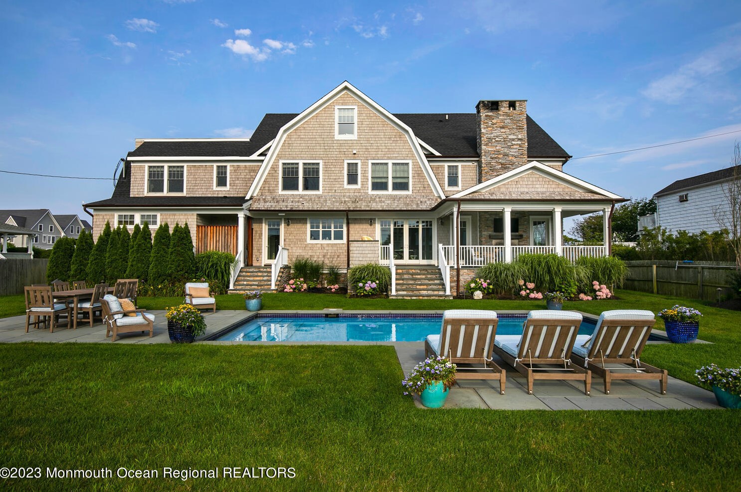 10 Ocean Ave, Monmouth Beach, NJ 07750-1424