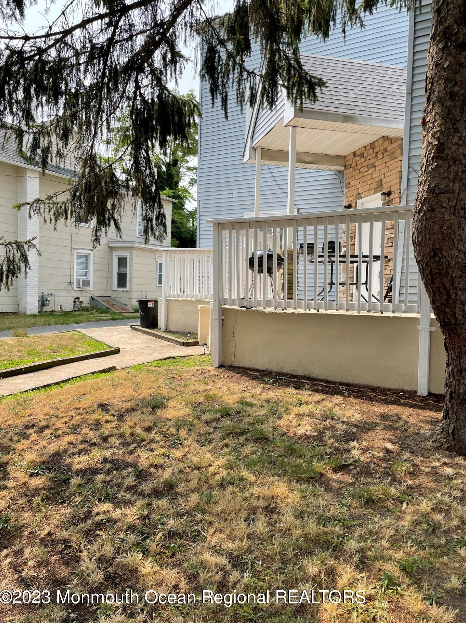 512 Sewall Ave, Tinton Falls, NJ 07712