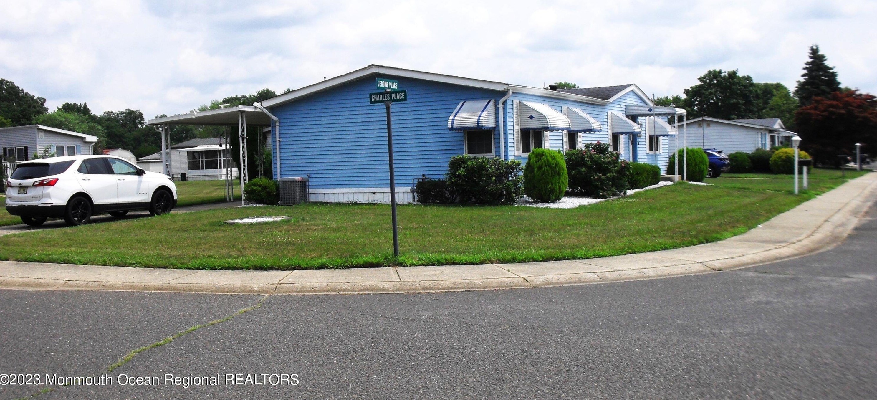 601 Jerome Pl, East Freehold, NJ 07728