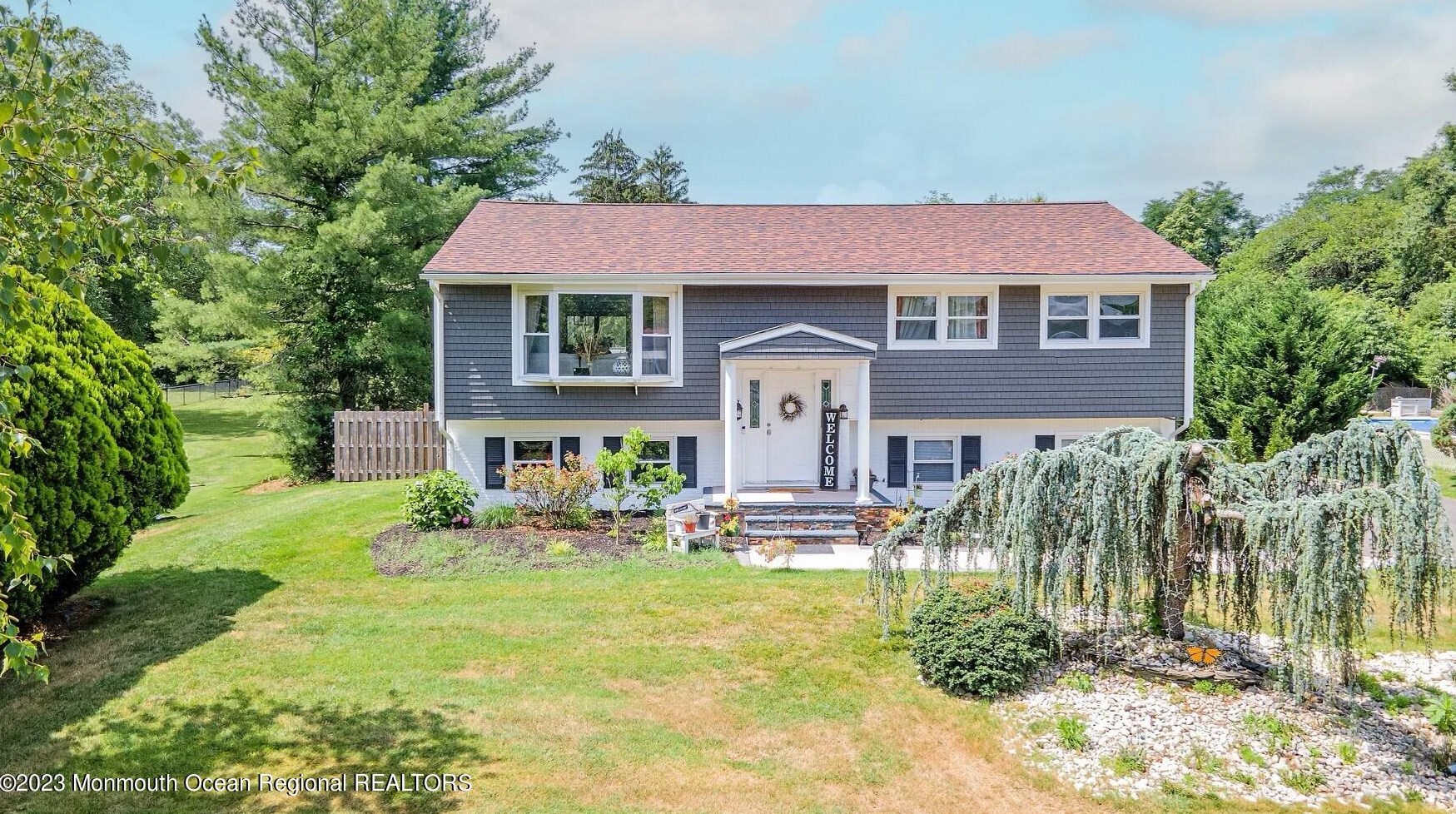 5 Farm Tree Rd, Millstone Township, NJ 07726-3727