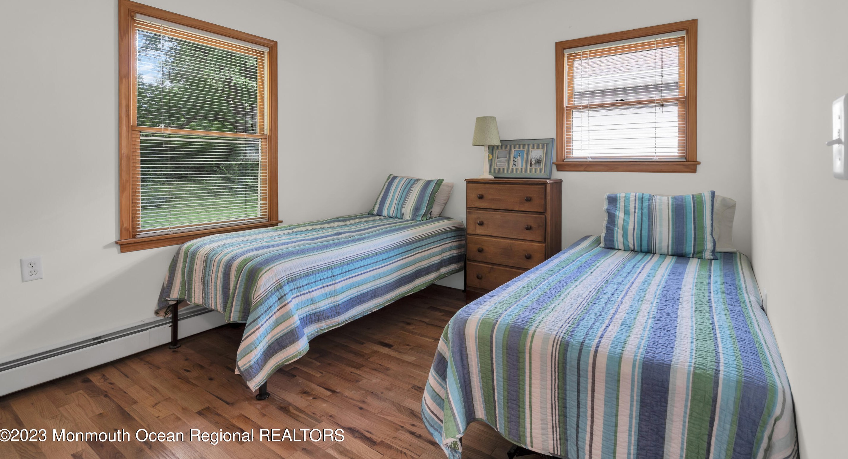 1761 Mt Idenburg Ln, Toms River NJ 08753-1421 exterior