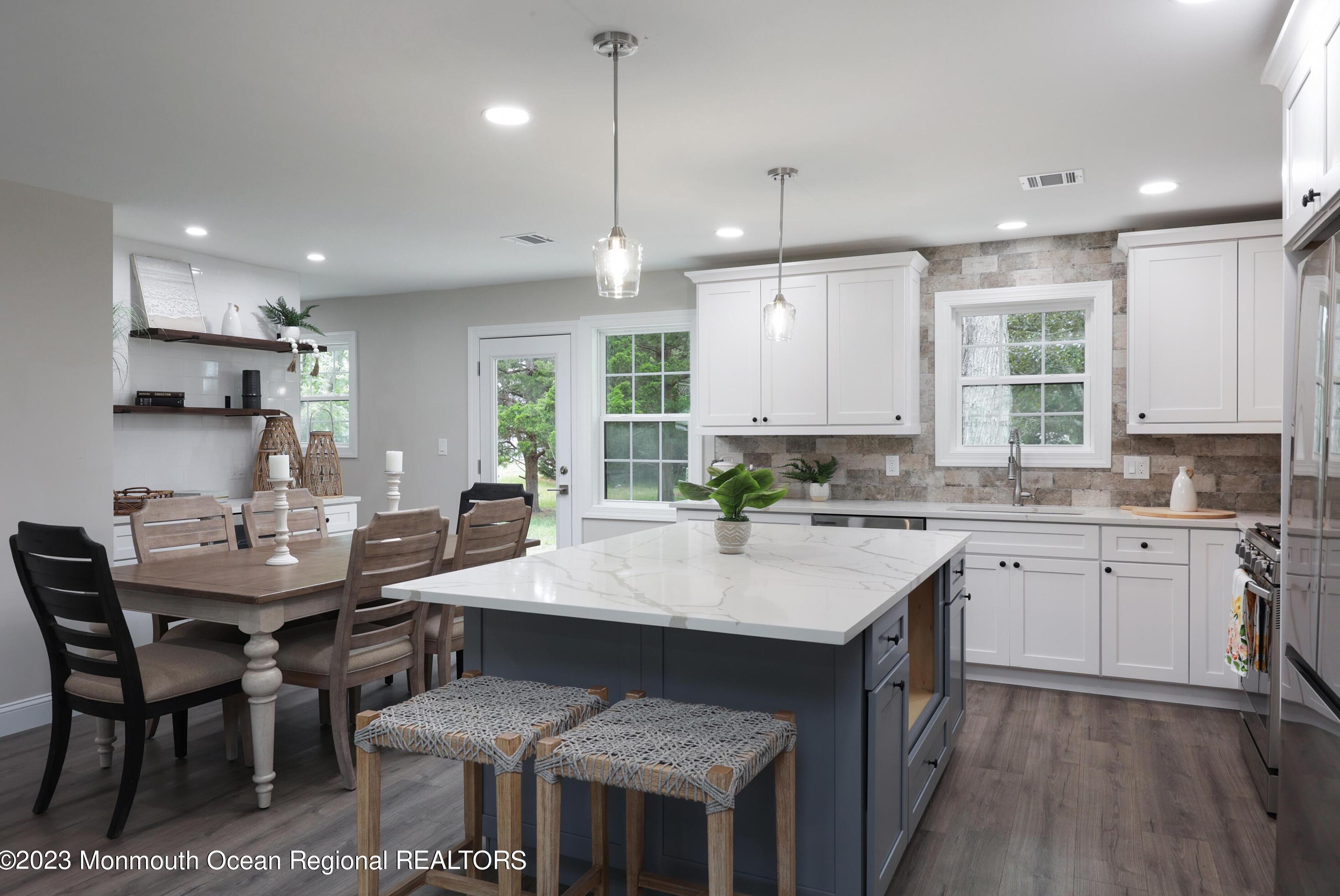 21 Stanford Dr, Toms River NJ  08757-4404 exterior