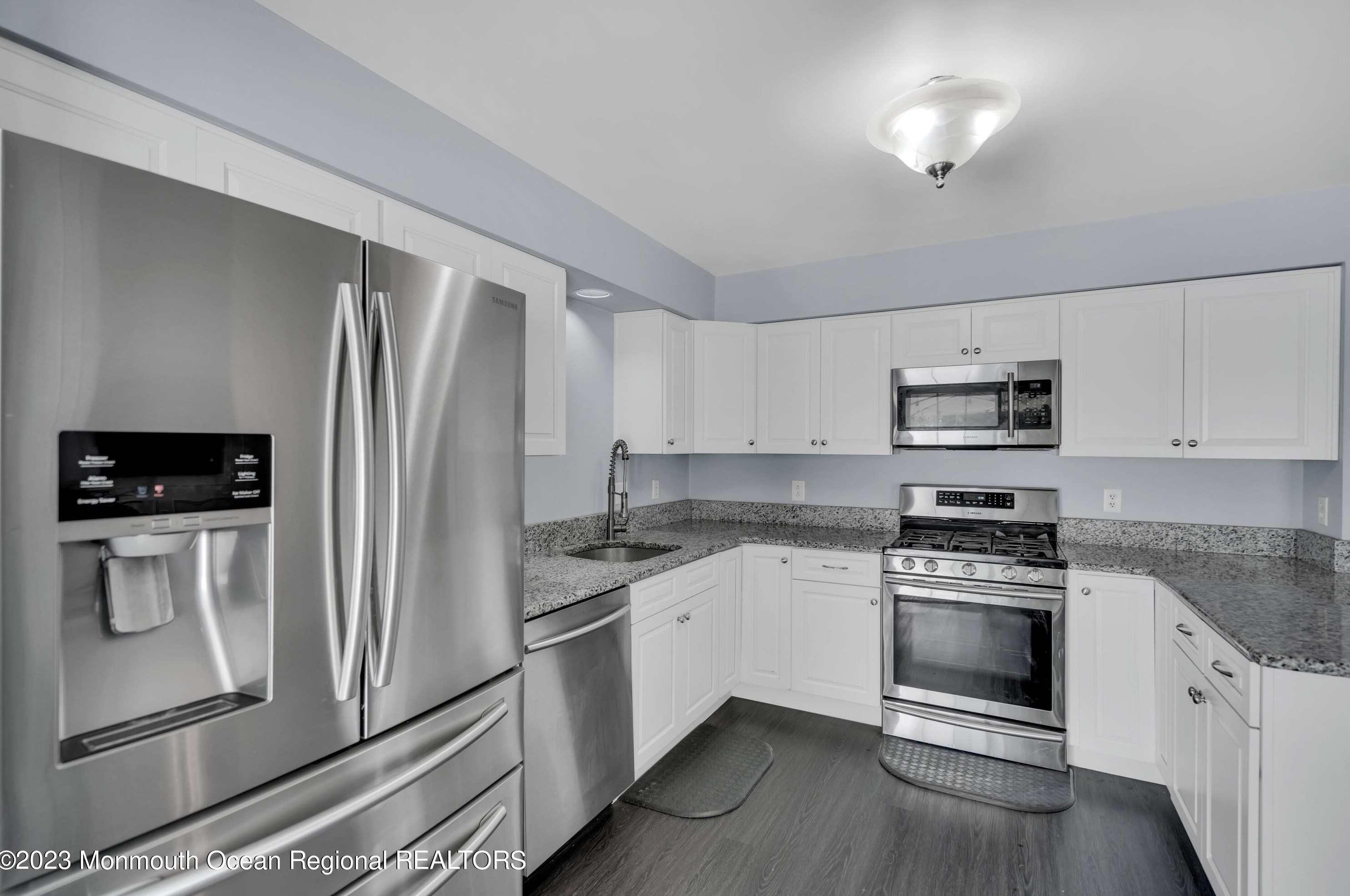 1204 King George Ln, Toms River NJ 08753-3366 exterior